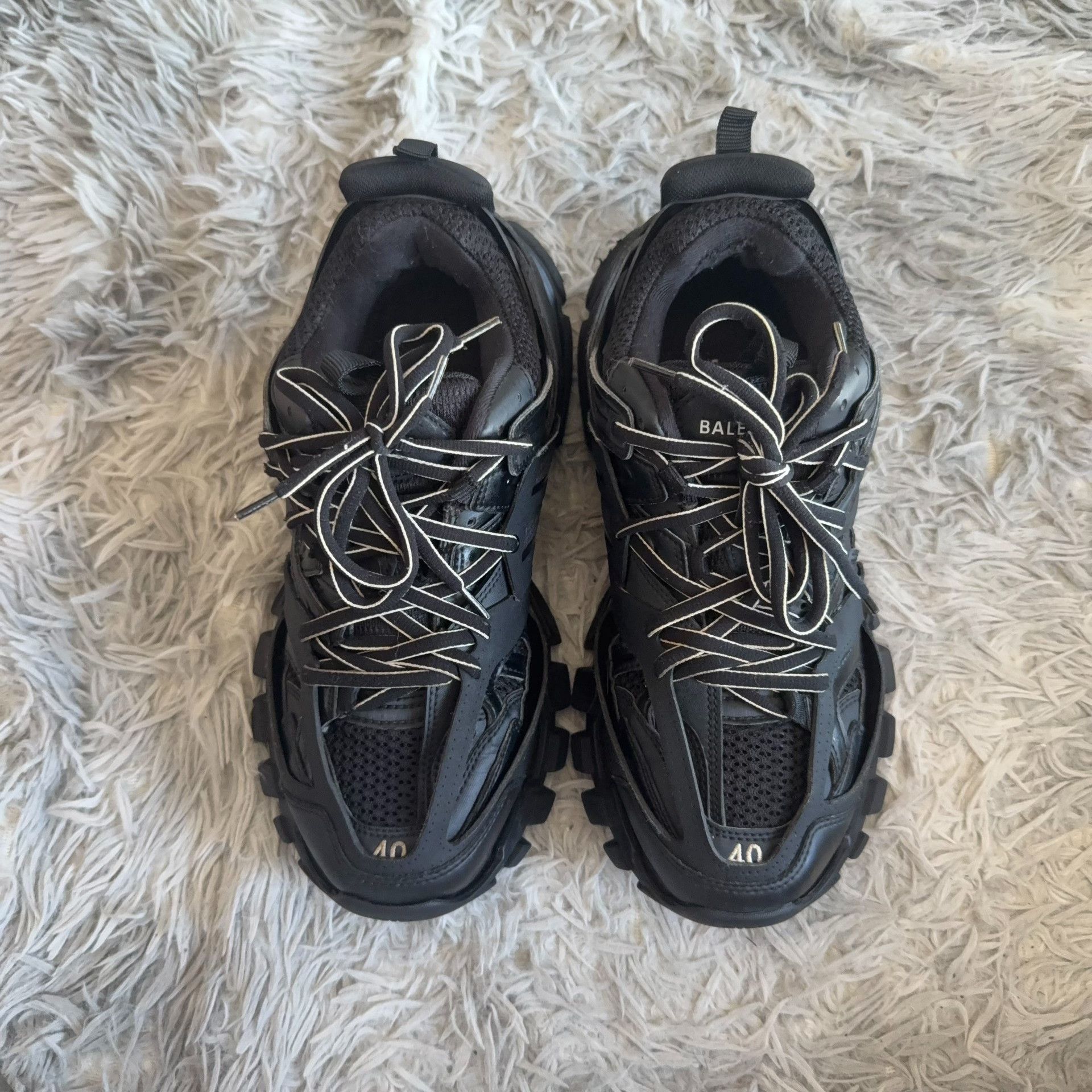 Balenciaga Balenciaga Black Lowtop Sneakers 40 Men Size US 7.5 / EU 40-41 - 2 Thumbnail