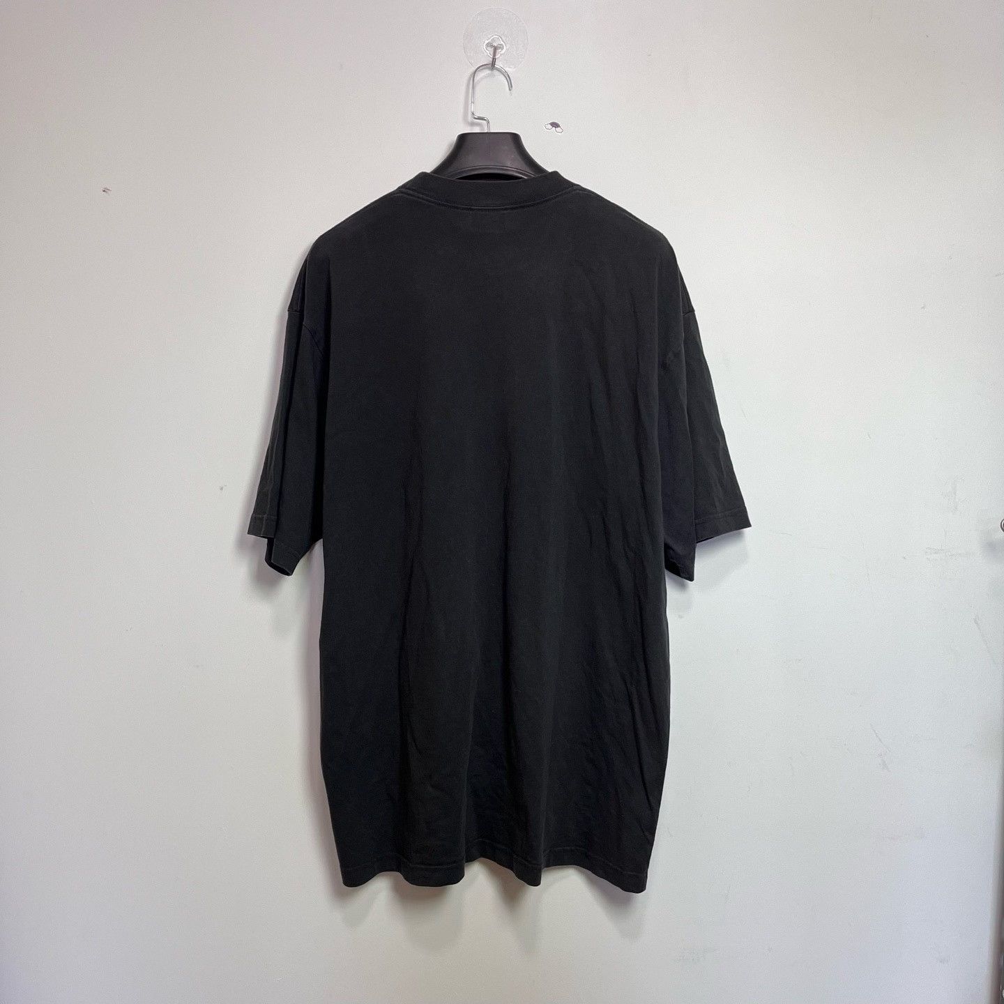 Balenciaga Balenciaga Retro Printed Black T-Shirt M Men Size US M / EU 48-50 / 2 - 2 Thumbnail