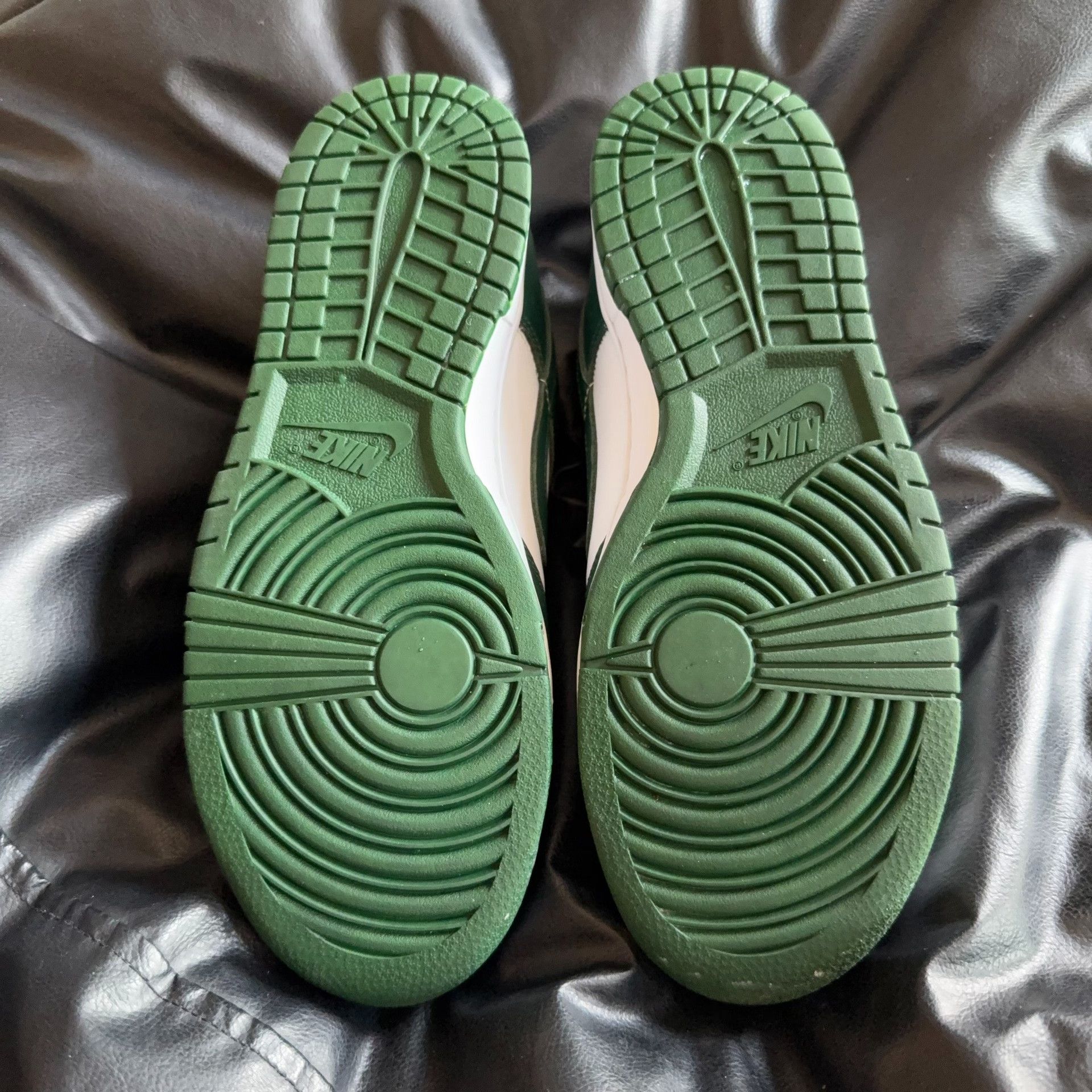 Nike Nike Green Lowtop Sneakers 42 Men Size US 9 / EU 42 - 4 Thumbnail