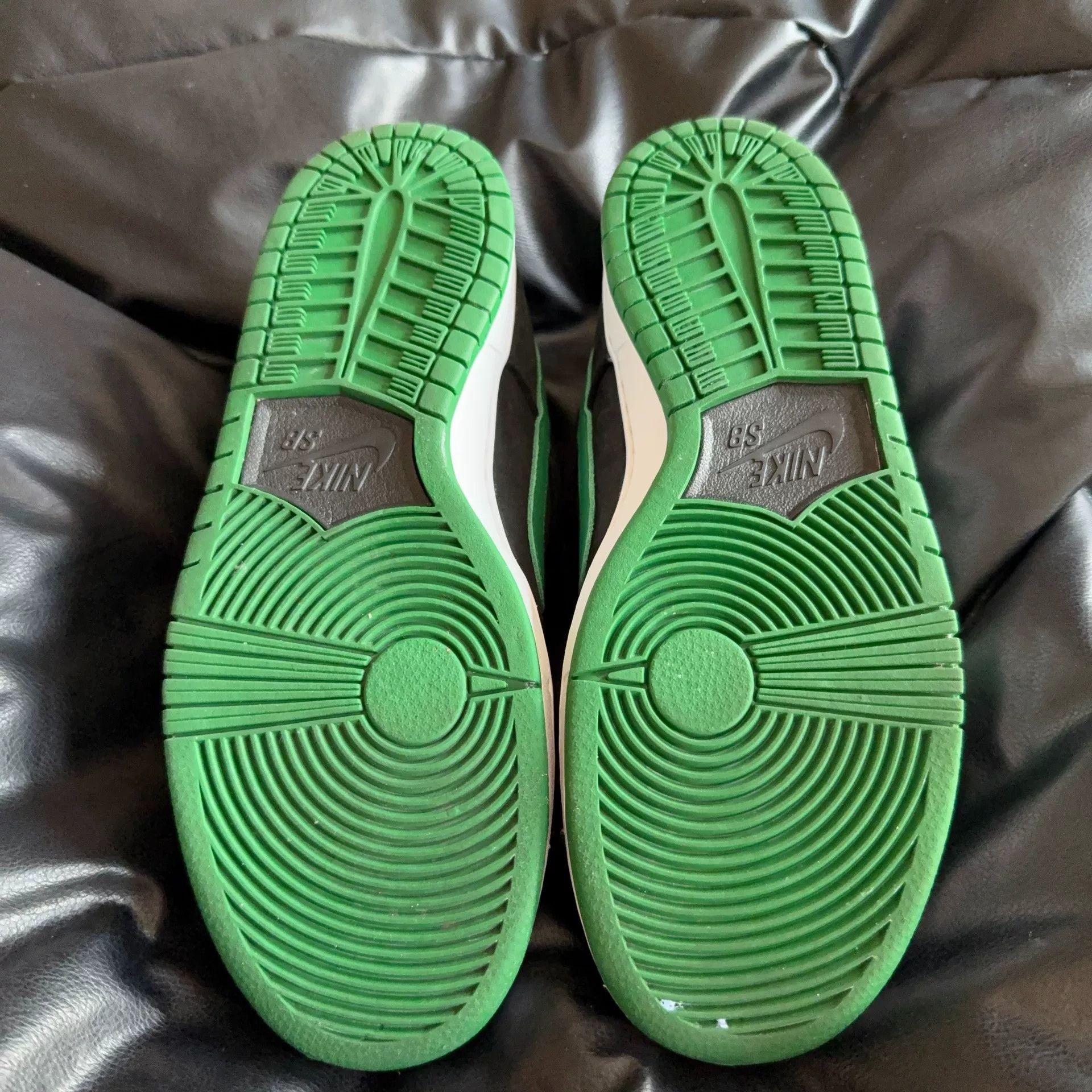 Nike Nike Green Lowtop Sneakers 42 Men Size US 9 / EU 42 - 4 Thumbnail