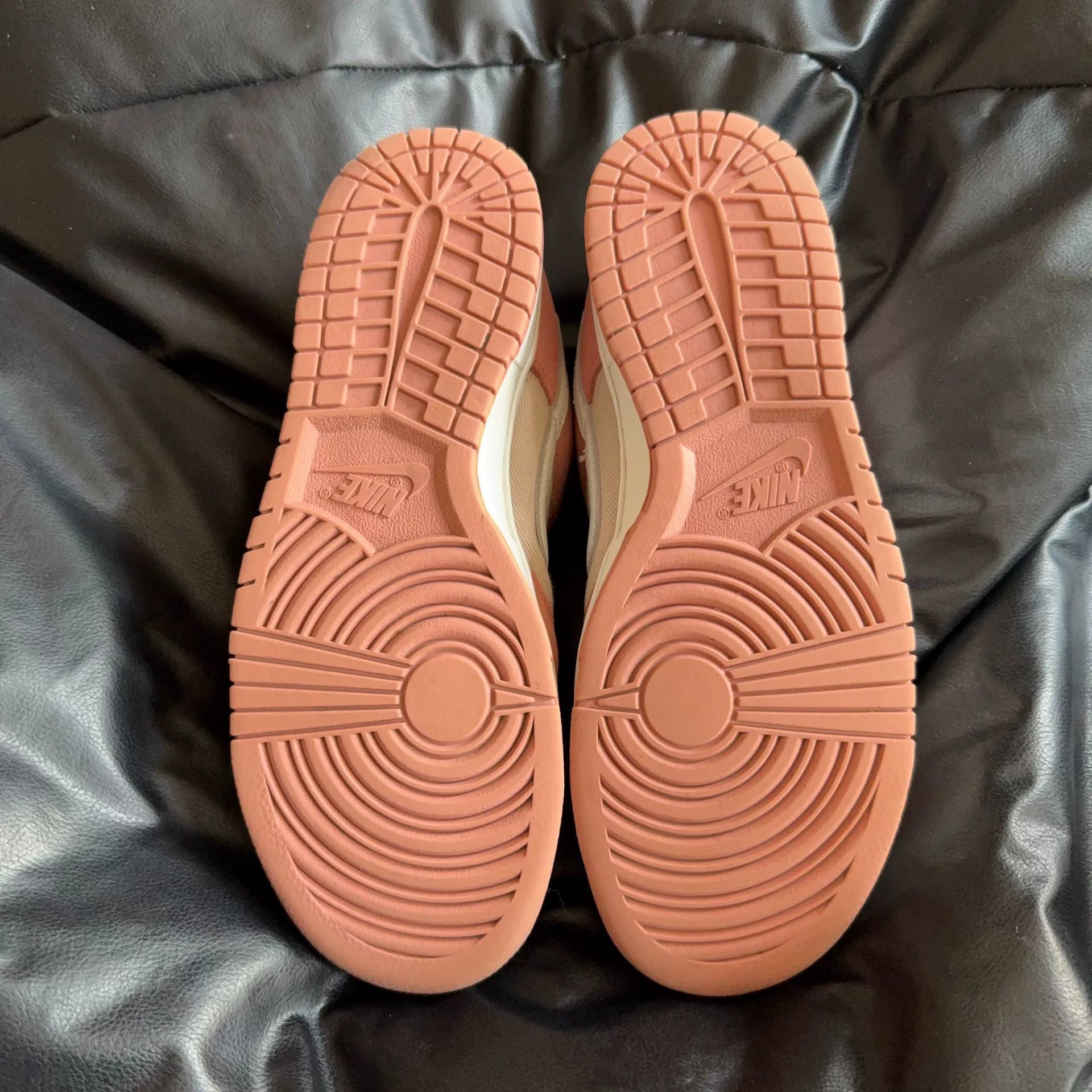 Nike Nike Pink Lowtop Sneakers 42 Men Size US 9 / EU 42 - 4 Thumbnail
