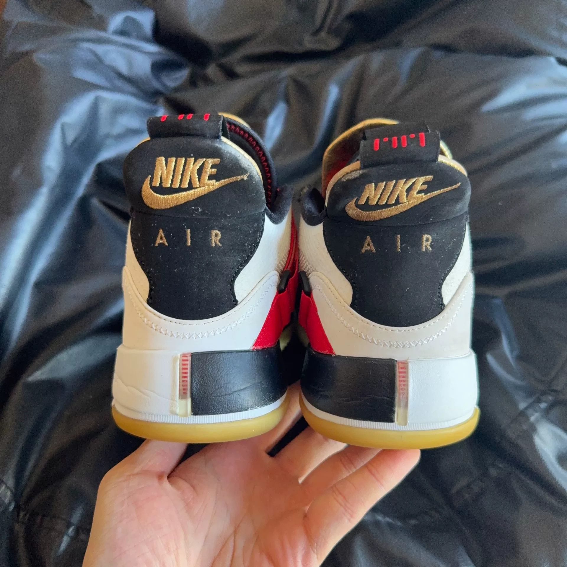 Nike Nike Black Lowtop Sneakers 33 Men Size US 5 / EU 37 - 3 Thumbnail