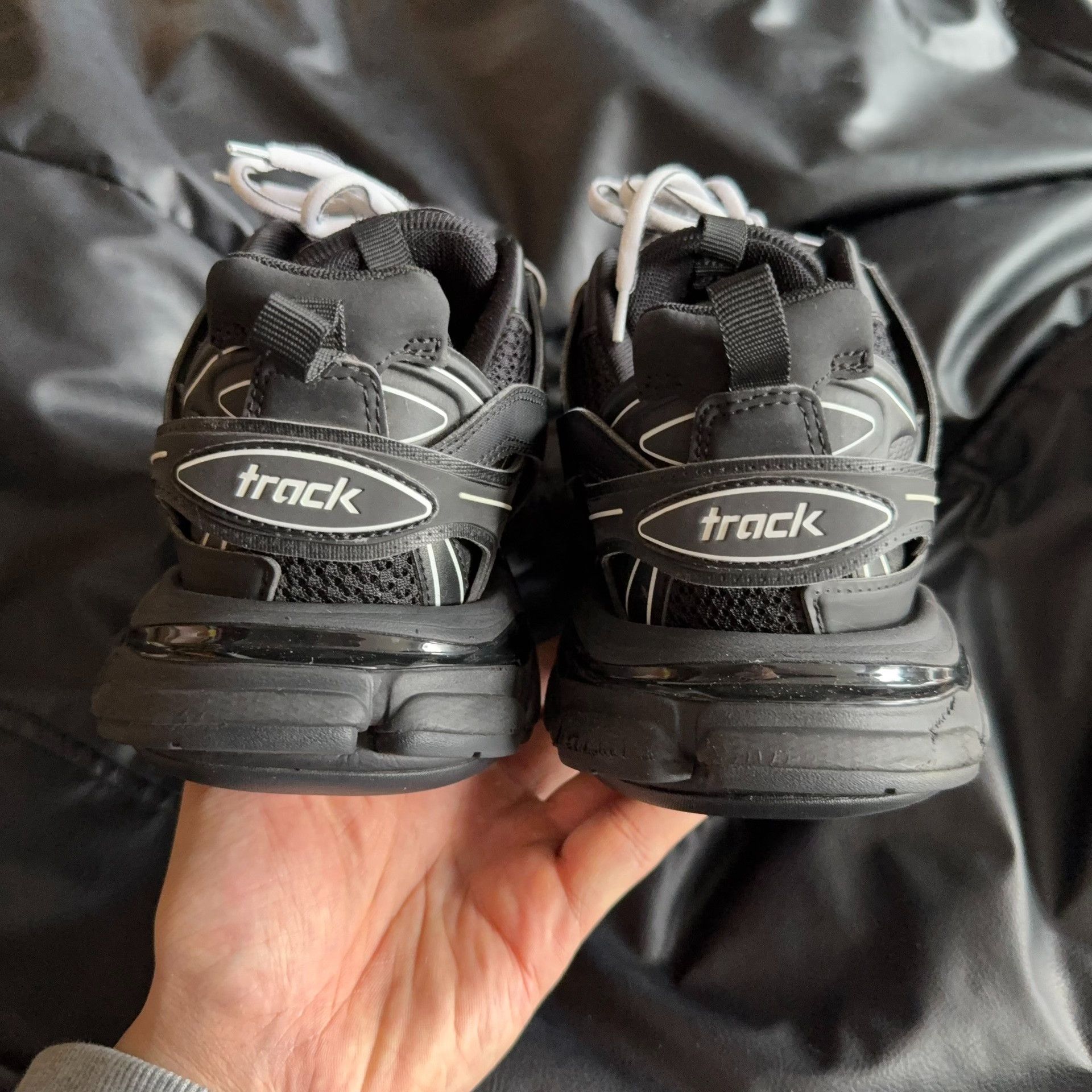 Balenciaga Balenciaga Black Lowtop Sneakers 38 Women Size US 7.5 / IT 37.5 - 3 Thumbnail