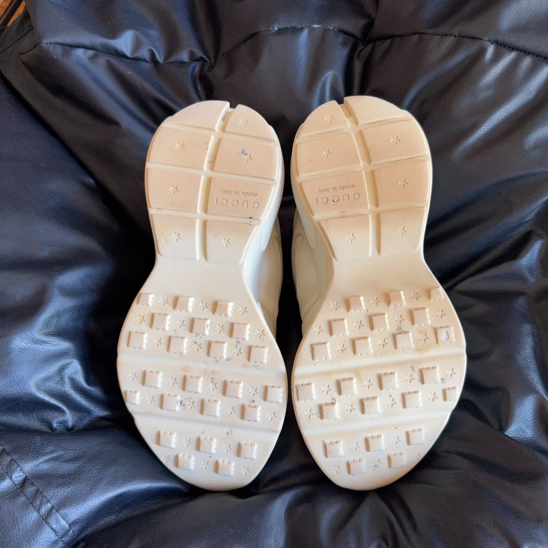 Gucci Gucci Lowtop Sneakers 38.5 Women Size US 7.5 / IT 37.5 - 4 Thumbnail