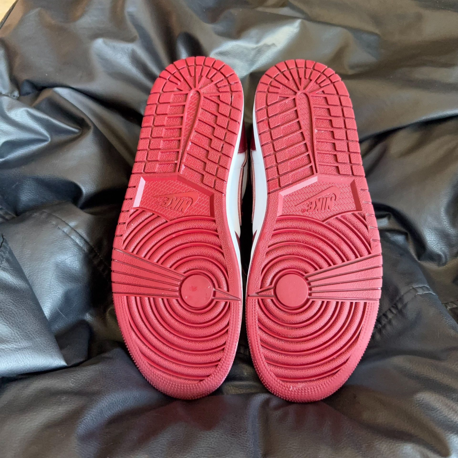 Nike Nike Red Lowtop Sneakers 43 Men Size US 10 / EU 43 - 4 Thumbnail