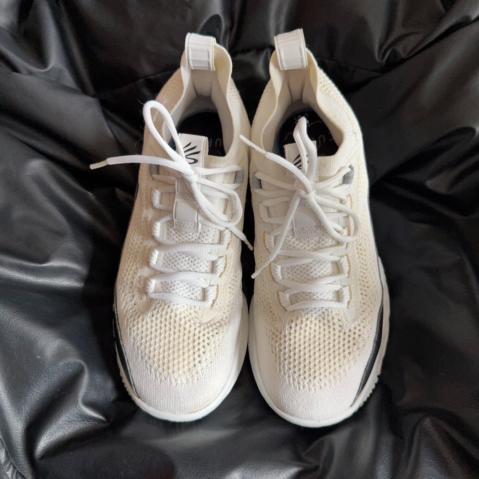 Other White Lowtop Sneakers 43 Men Size US 10 / EU 43 - 2 Thumbnail