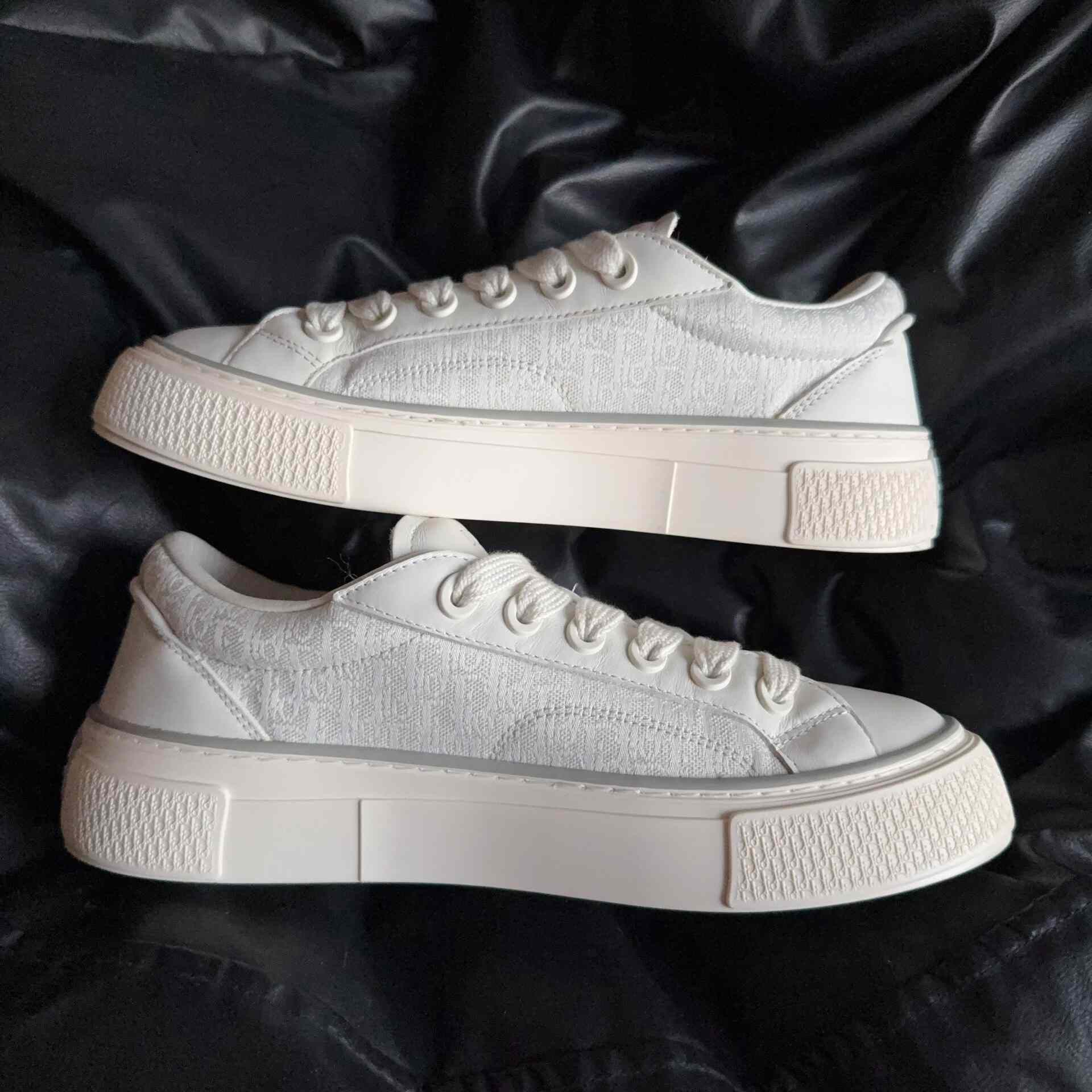 Dior Dior White Lowtop Sneakers 33 Men Size US 5 / EU 37 - 6 Thumbnail