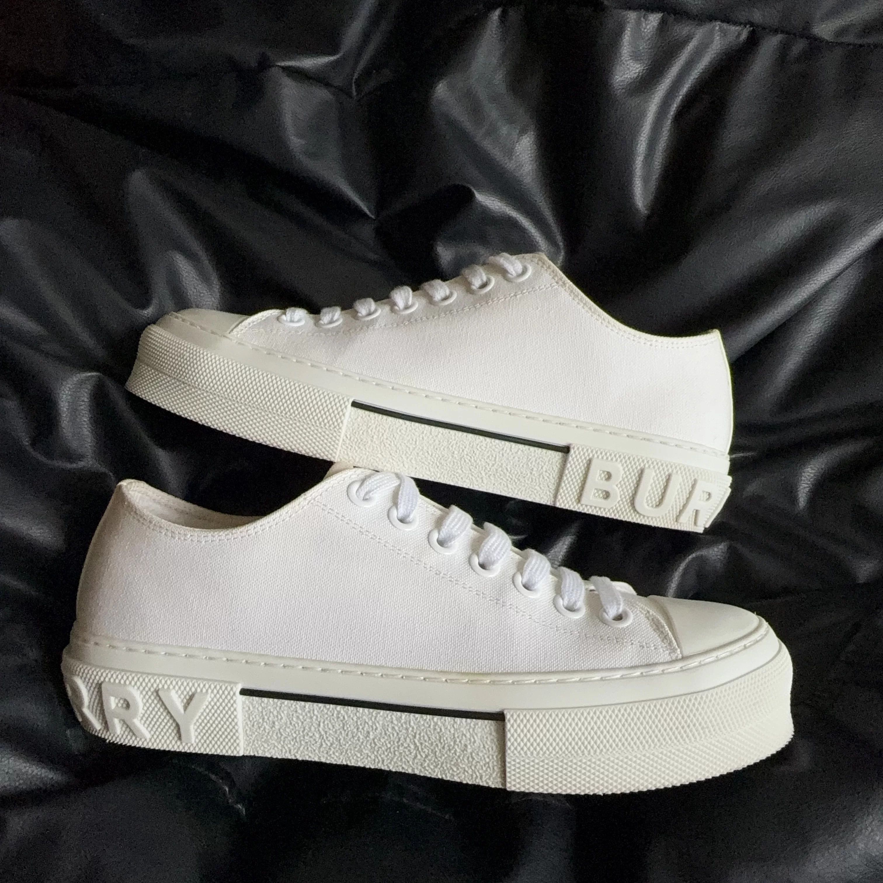 Burberry Burberry White Lowtop Sneakers 41.5 Men Size US 9 / EU 42 - 5 Thumbnail