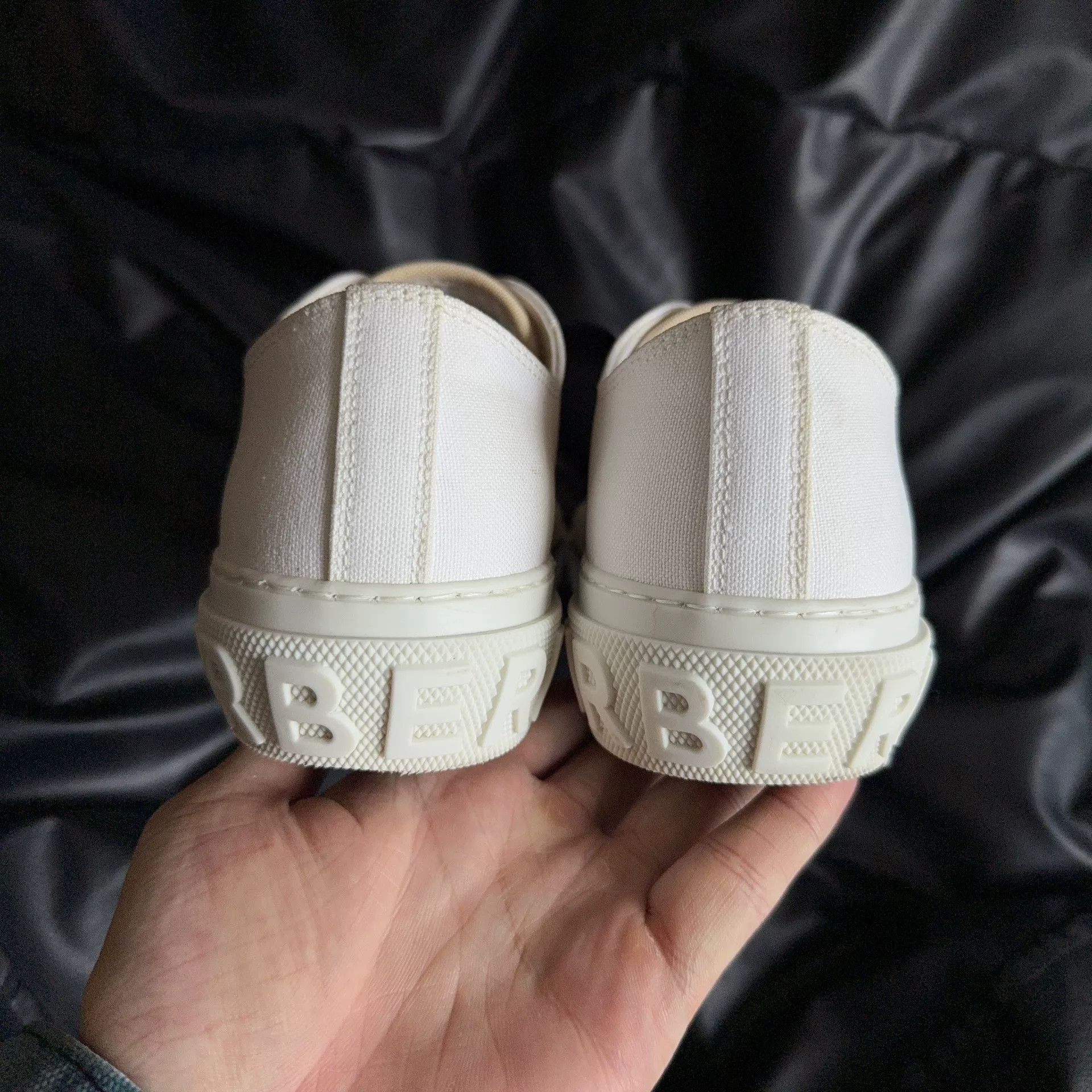 Burberry Burberry White Lowtop Sneakers 41.5 Men Size US 9 / EU 42 - 3 Thumbnail