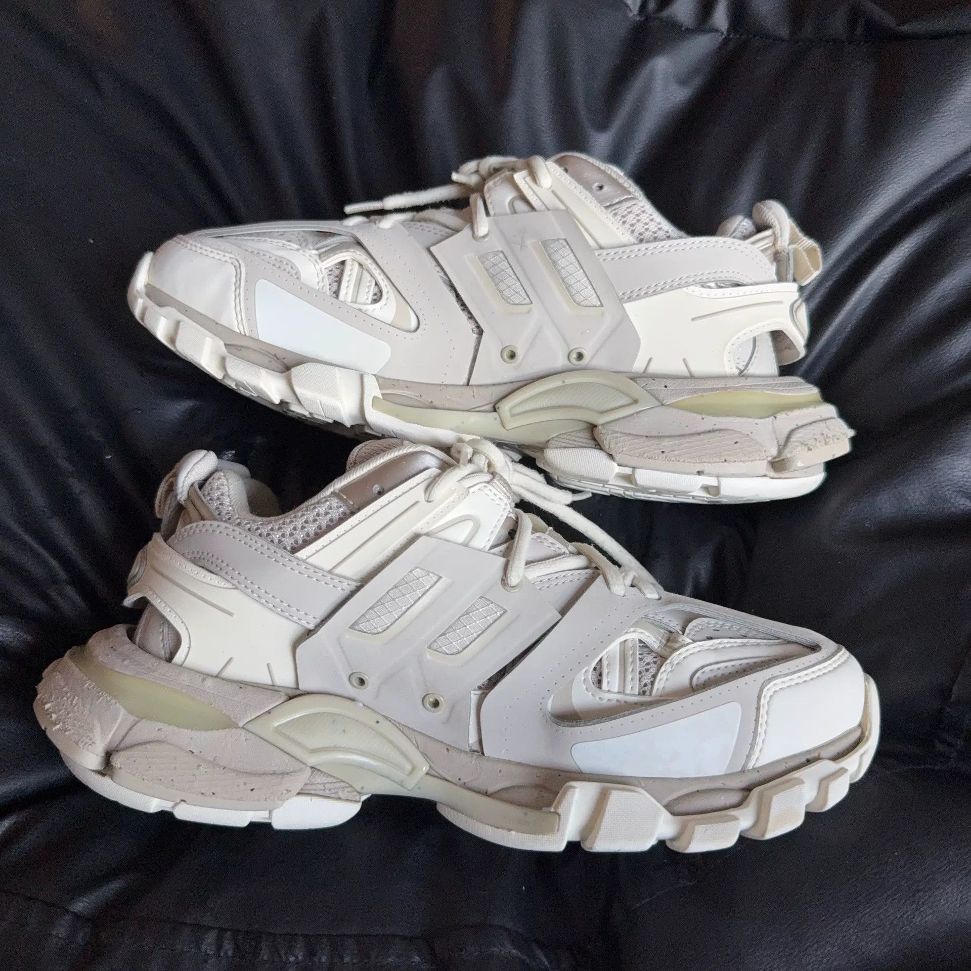 Balenciaga Balenciaga White Lowtop Sneakers 38 Women Size US 7.5 / IT 37.5 - 6 Thumbnail