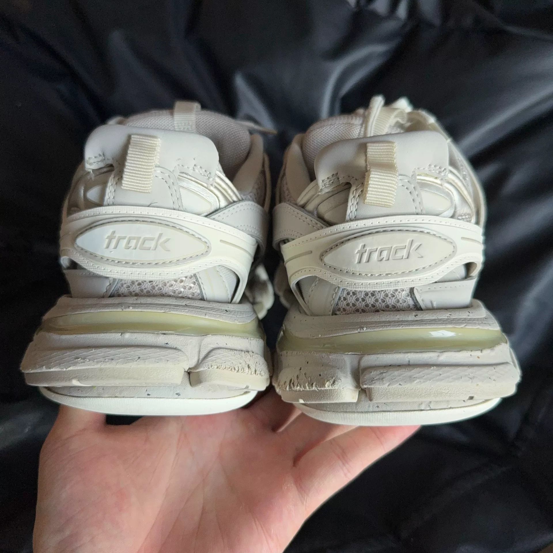 Balenciaga Balenciaga White Lowtop Sneakers 38 Women Size US 7.5 / IT 37.5 - 3 Thumbnail