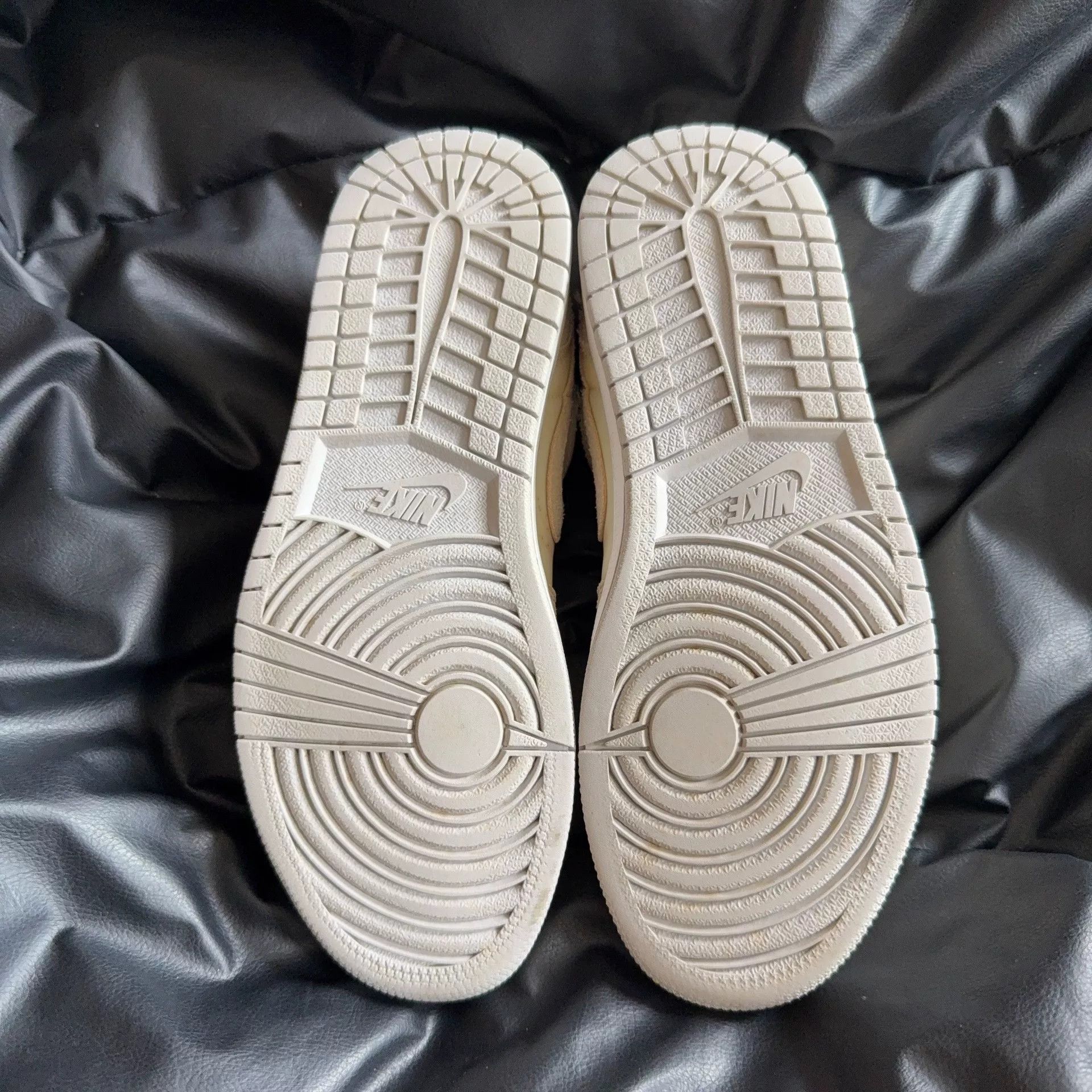 Nike Nike White Lowtop Sneakers 41 Men Size US 8.5 / EU 41-42 - 4 Thumbnail