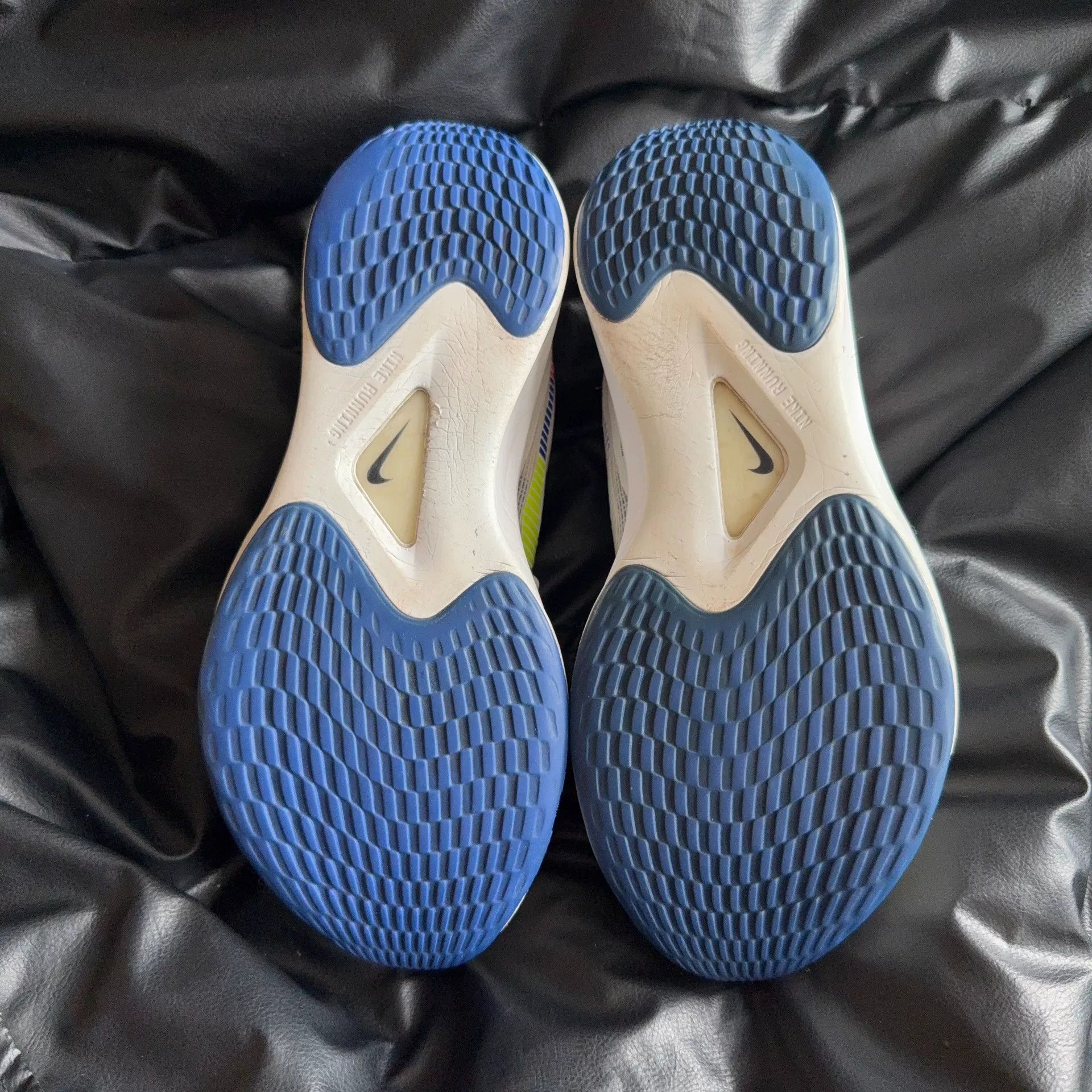 Nike Nike ZOOM FLY5白黄粉42码 Multi Lowtop Sneakers 42 Men Size US 9 / EU 42 - 4 Thumbnail