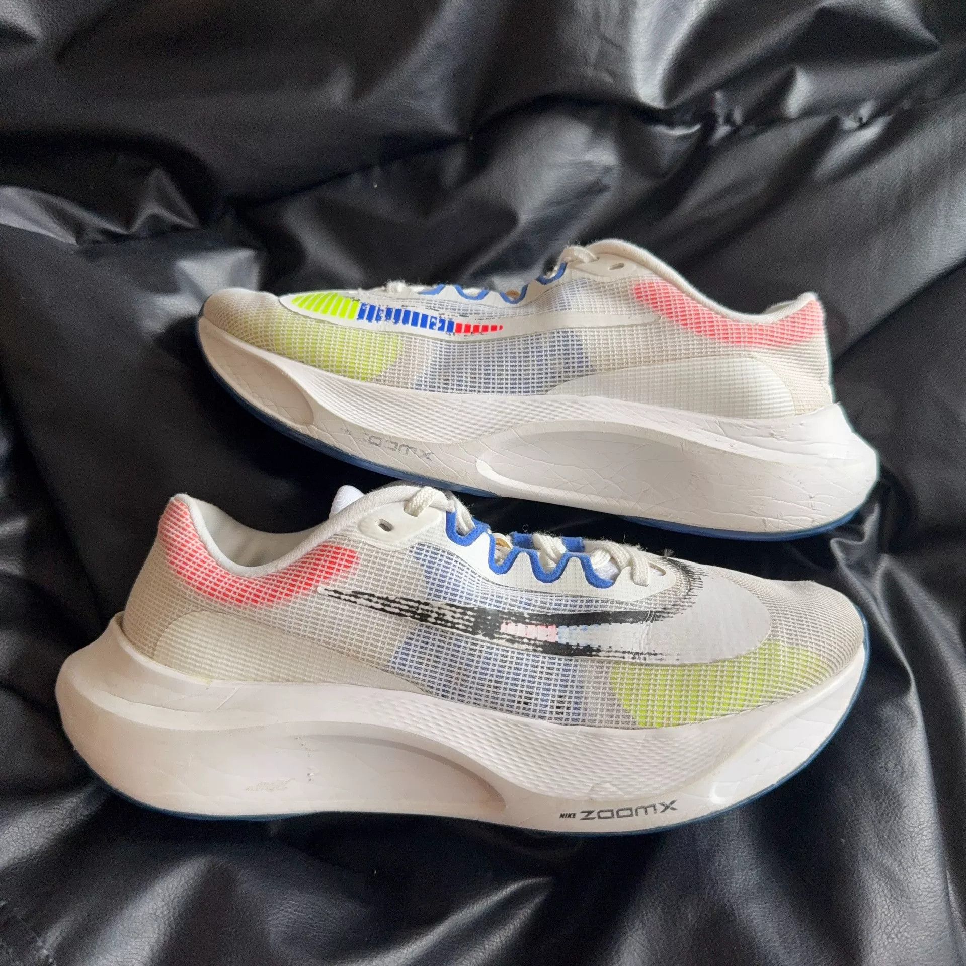 Nike Nike ZOOM FLY5白黄粉42码 Multi Lowtop Sneakers 42 Men Size US 9 / EU 42 - 5 Thumbnail