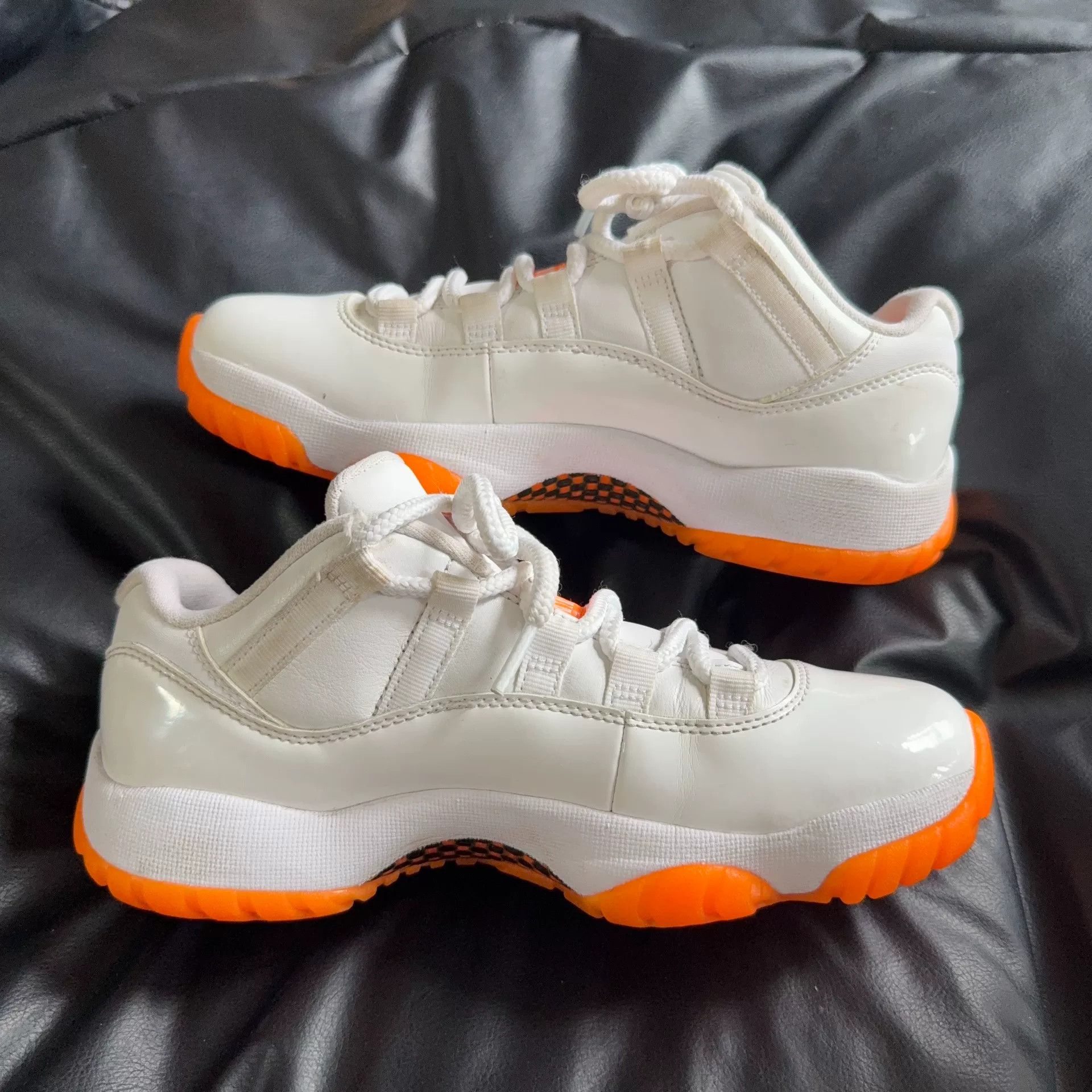 Nike Nike White Lowtop Sneakers 38 Men Size US 6 / EU 39 - 6 Thumbnail