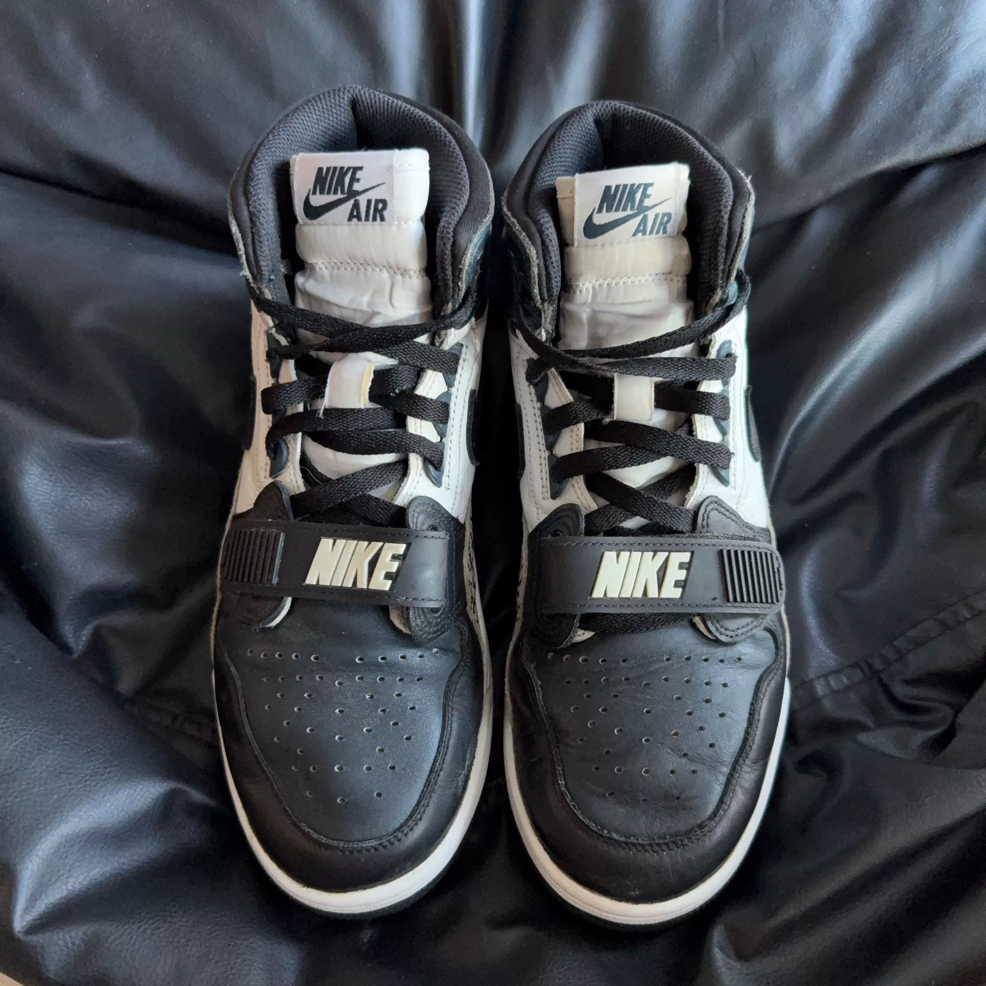 Nike Nike Black Lowtop Sneakers 43 Men Size US 10 / EU 43 - 2 Thumbnail