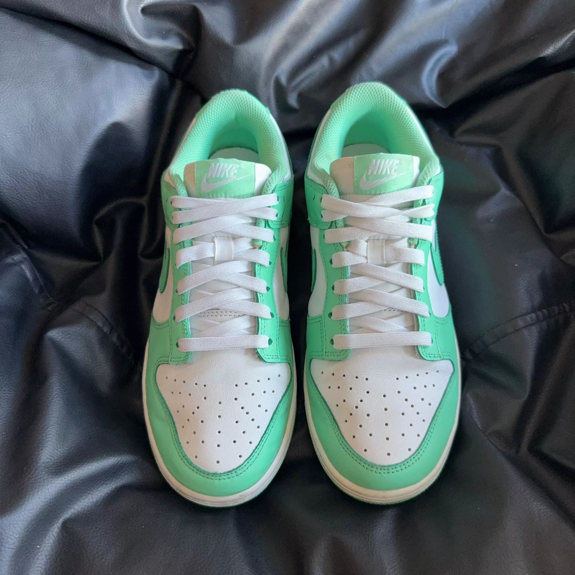 Nike Nike Green Lowtop Sneakers 39 Men Size US 6.5 / EU 39-40 - 2 Thumbnail