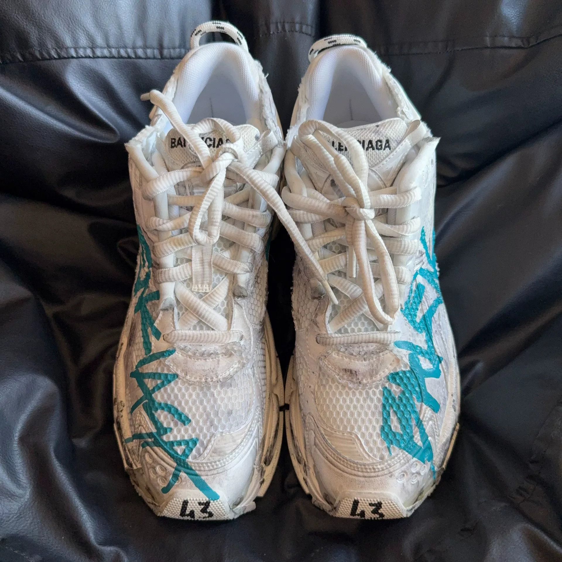 Balenciaga Balenciaga Running White Lowtop Sneakers 43 Men Size US 10 / EU 43 - 2 Thumbnail