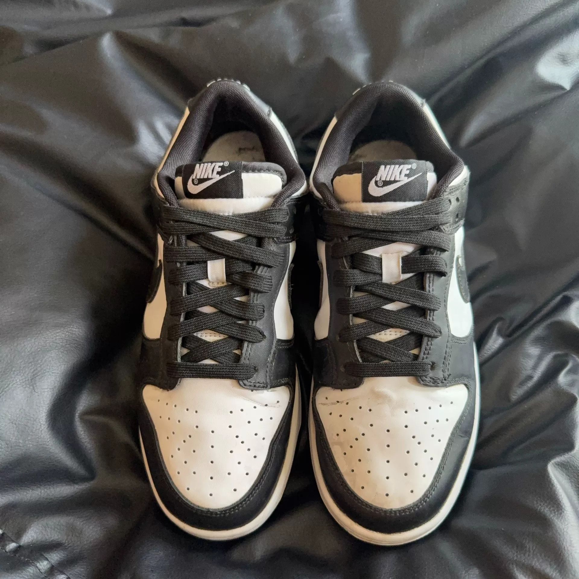 Nike Nike Black Lowtop Sneakers 41 Men Size US 8.5 / EU 41-42 - 2 Thumbnail