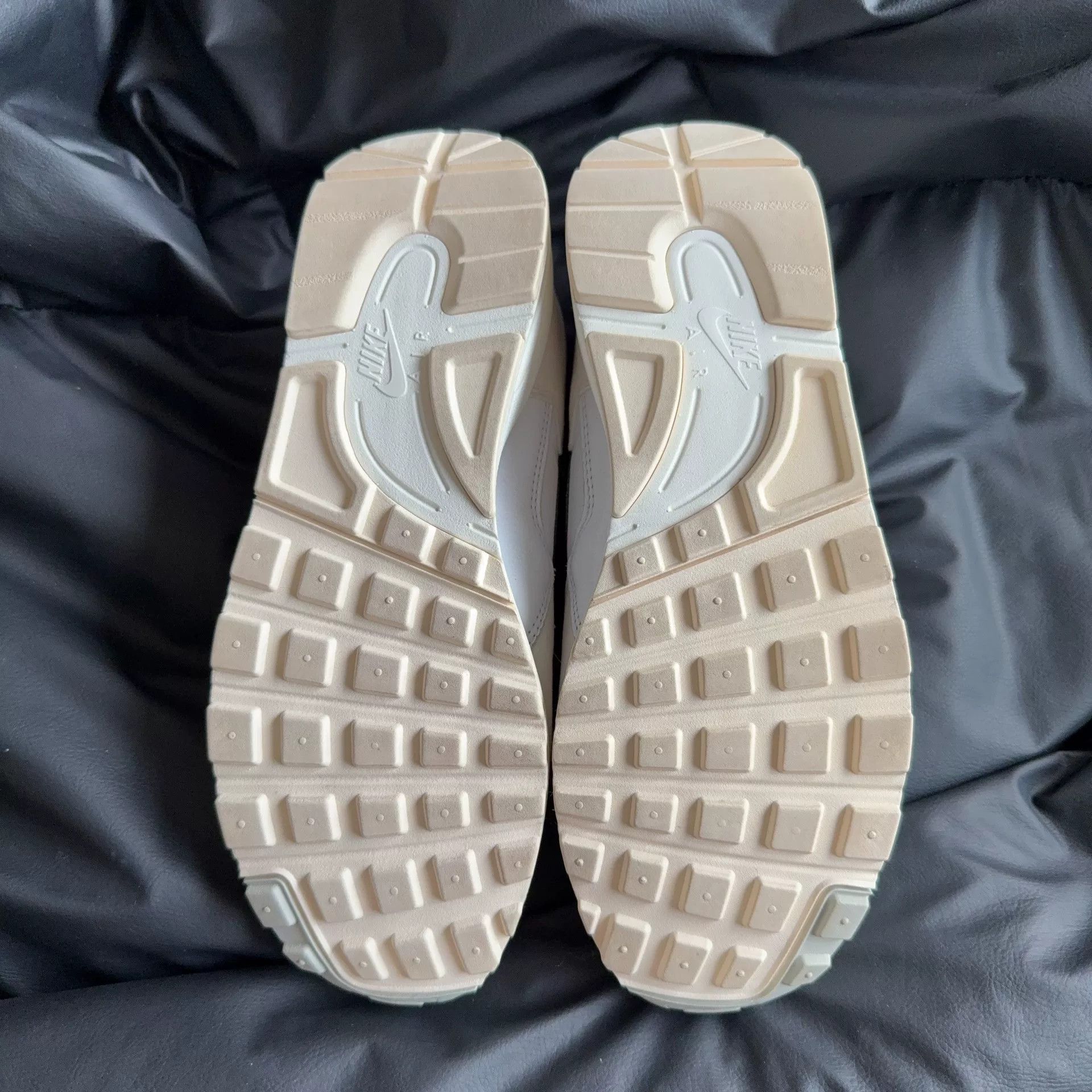 Fear of God Fear of God Retro Gray Lowtop Sneakers 42 Men Size US 9 / EU 42 - 4 Thumbnail