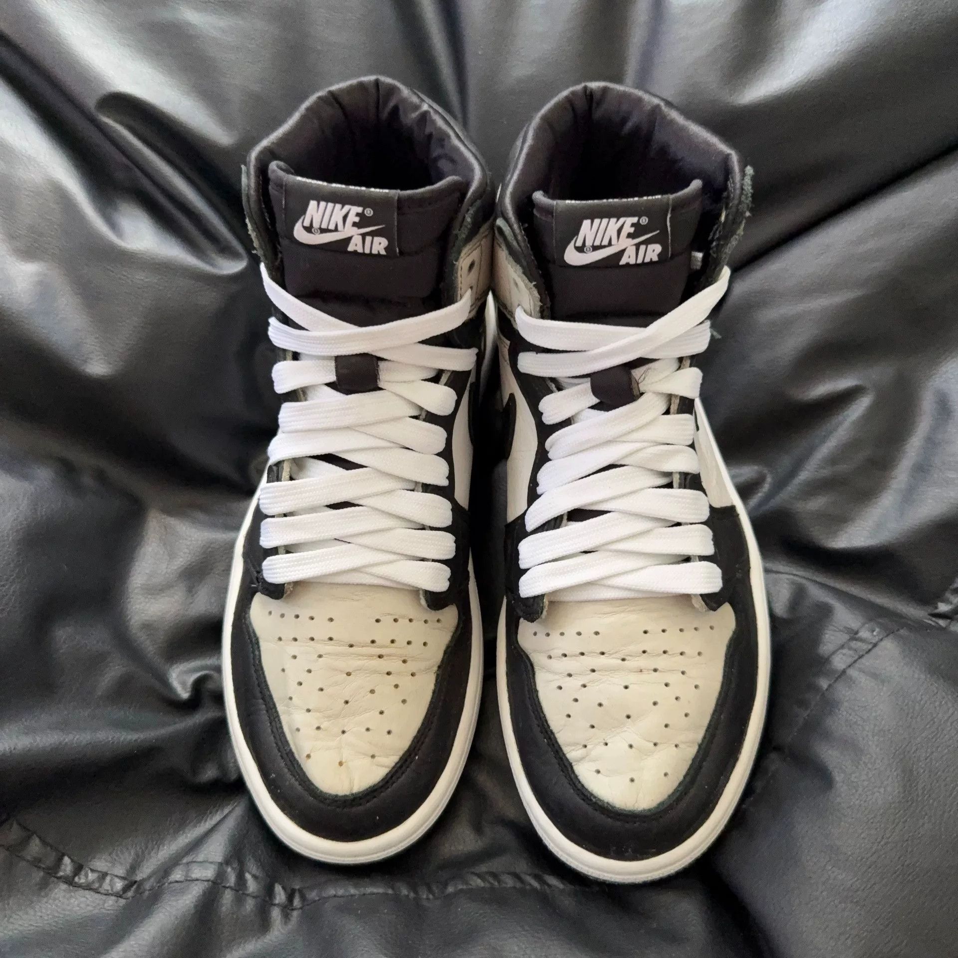Nike Nike Silver Lowtop Sneakers 40 Men Size US 7.5 / EU 40-41 - 2 Thumbnail