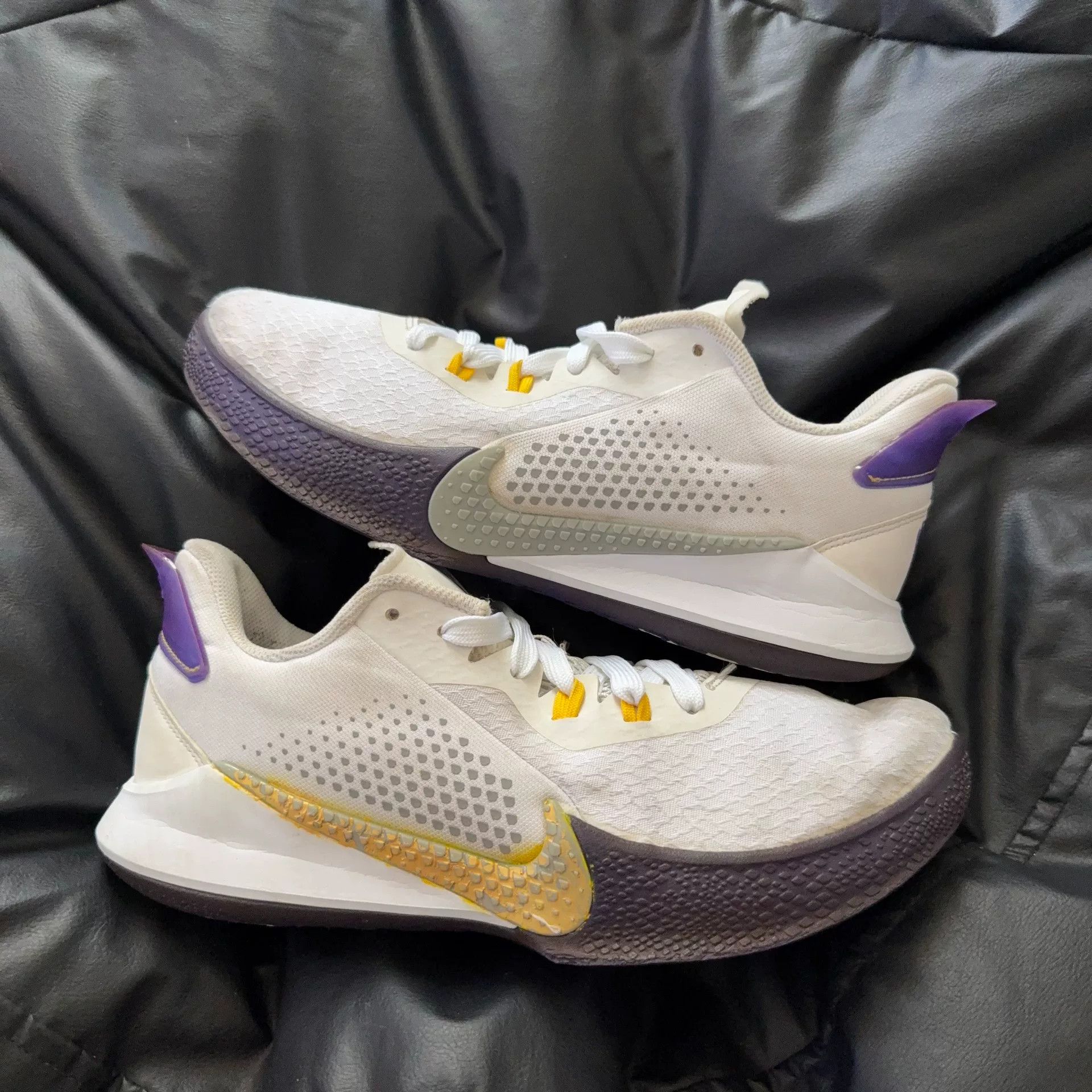 Nike Nike White Lowtop Sneakers 44 Men Size US 10.5 / EU 43-44 - 5 Thumbnail