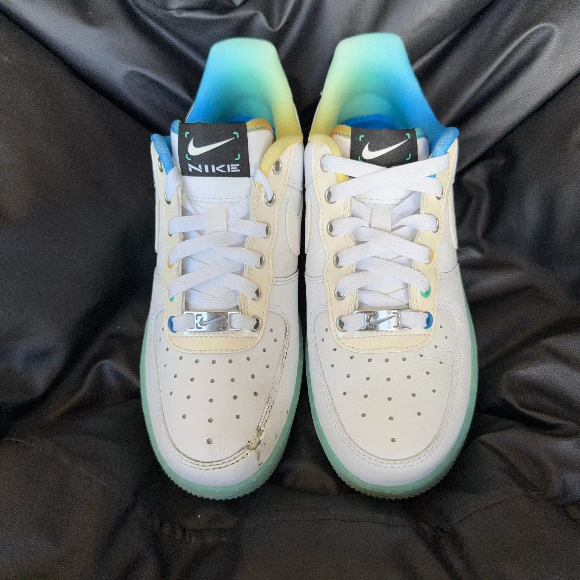 Nike Nike Green Lowtop Sneakers 37 Men Size US 5 / EU 37 - 2 Thumbnail