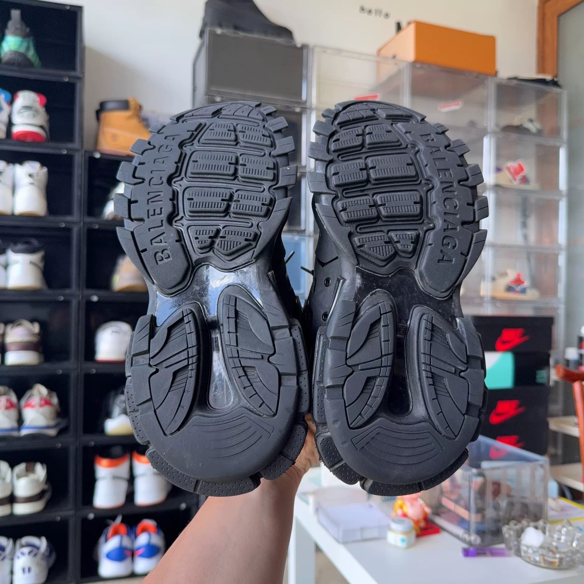 Balenciaga Balenciaga Black Lowtop Sneakers 38 Women Size US 7.5 / IT 37.5 - 4 Thumbnail