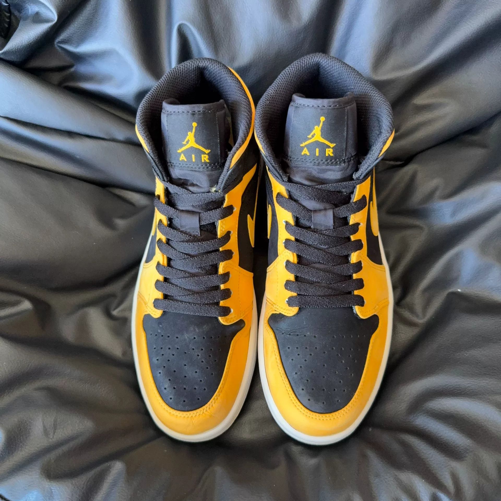 Nike Nike Yellow Lowtop Sneakers 40 Men Size US 7.5 / EU 40-41 - 2 Thumbnail