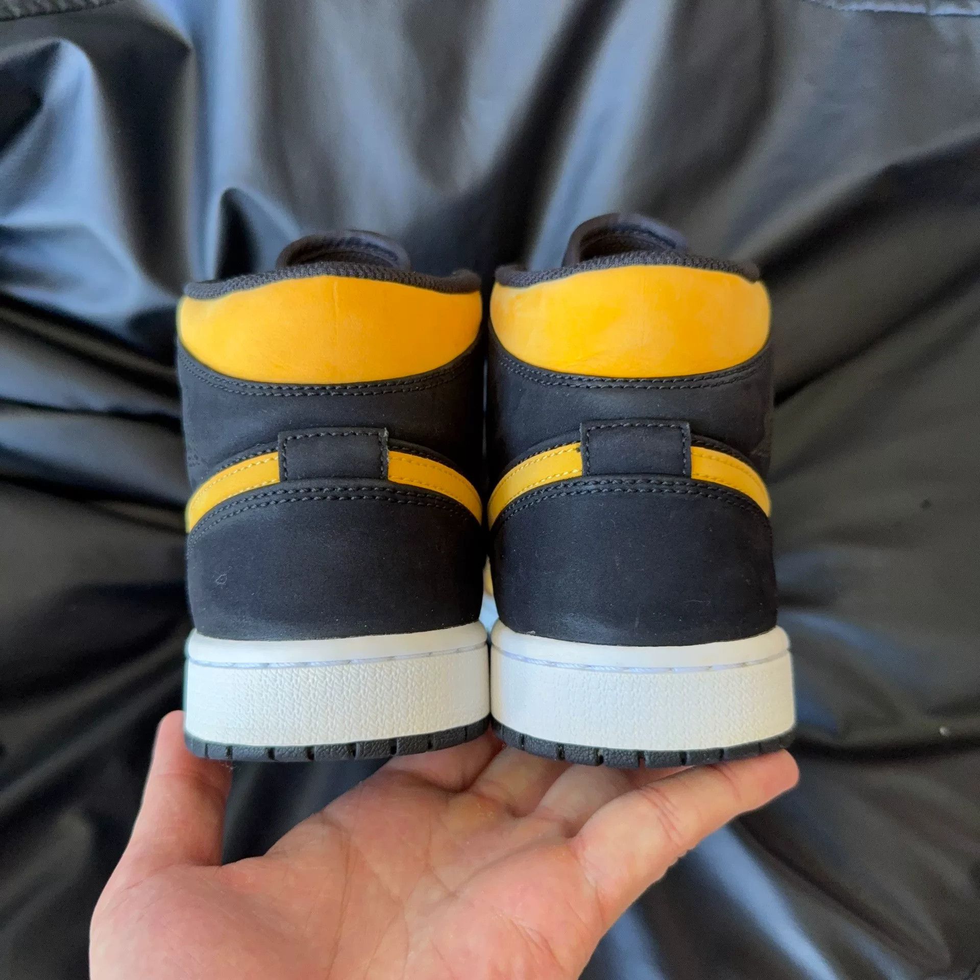 Nike Nike Yellow Lowtop Sneakers 40 Men Size US 7.5 / EU 40-41 - 3 Thumbnail