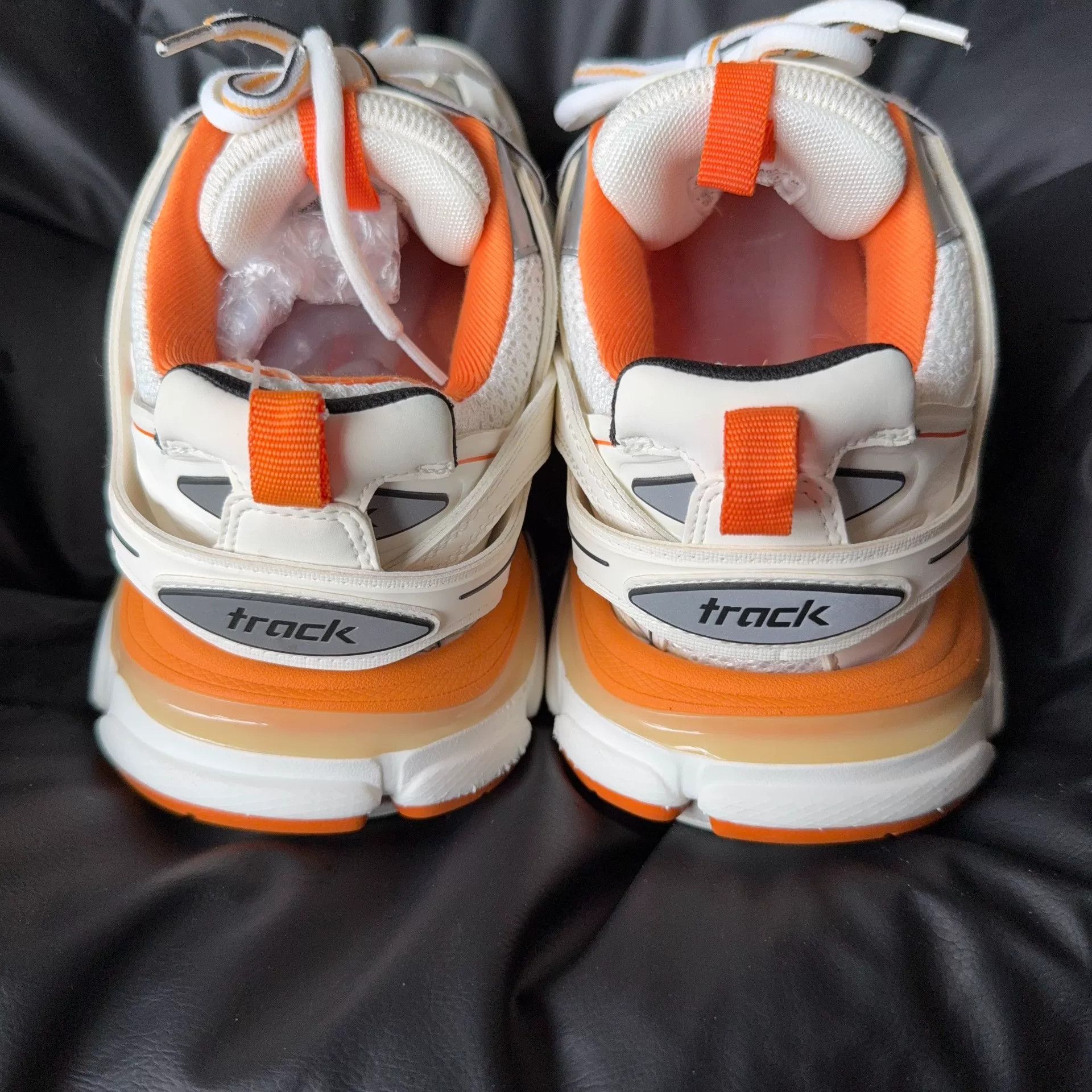 Balenciaga Balenciaga White Lowtop Sneakers 38 Women Size US 7.5 / IT 37.5 - 3 Thumbnail