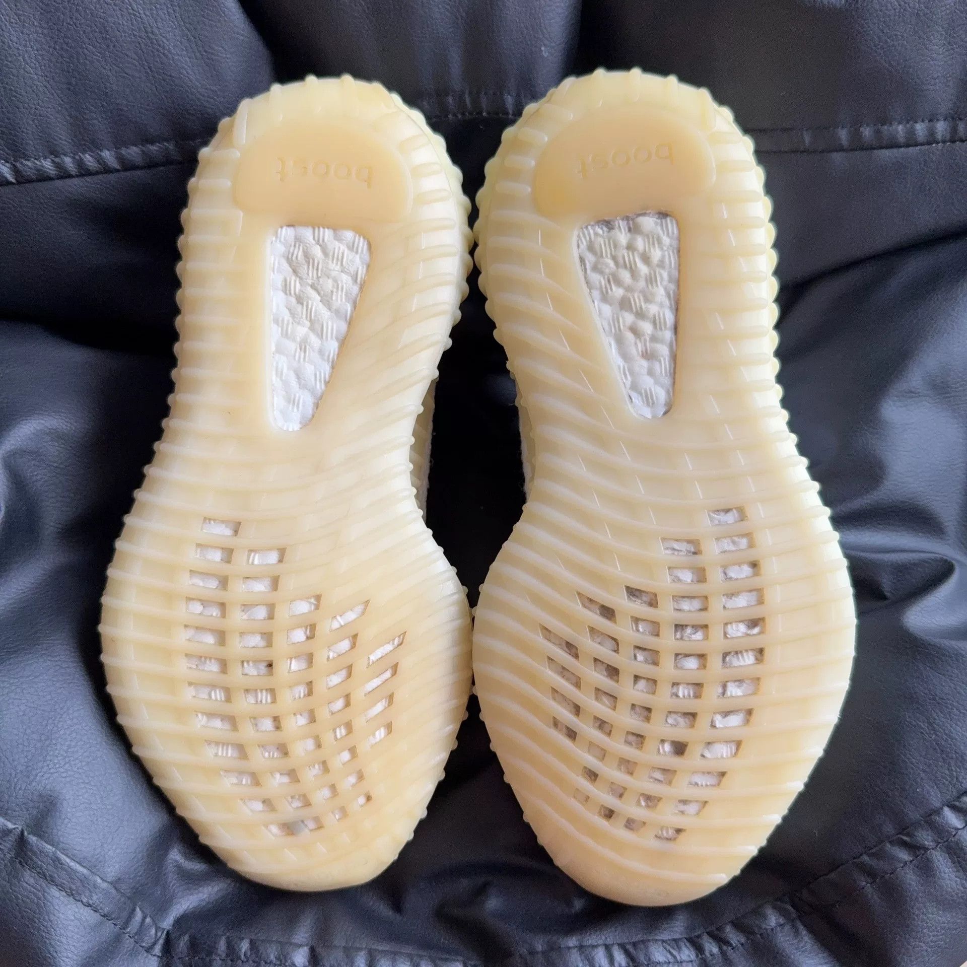 Yeezy Yeezy White Lowtop Sneakers 37 Men Size US 5 / EU 37 - 4 Thumbnail