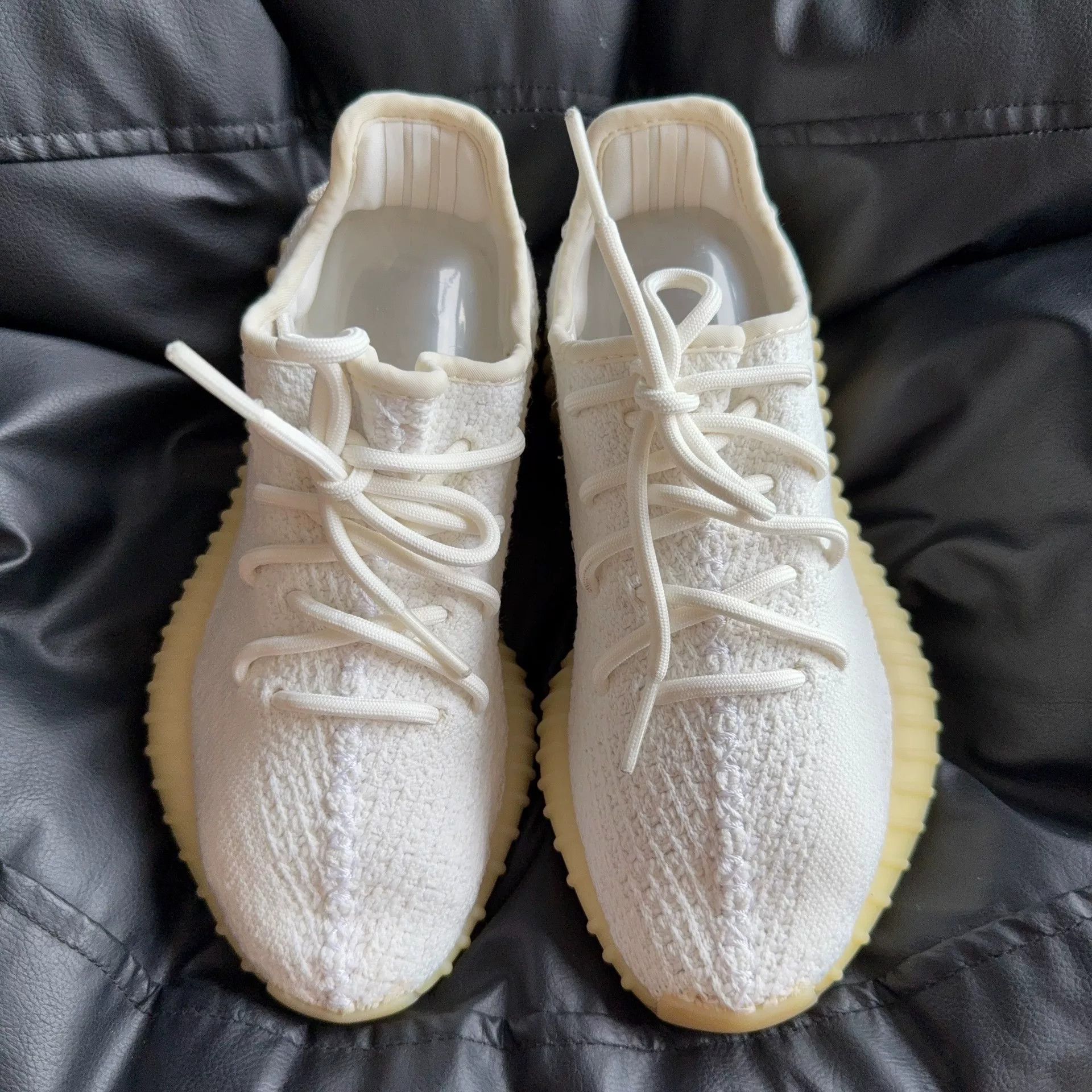Yeezy Yeezy White Lowtop Sneakers 37 Men Size US 5 / EU 37 - 2 Thumbnail