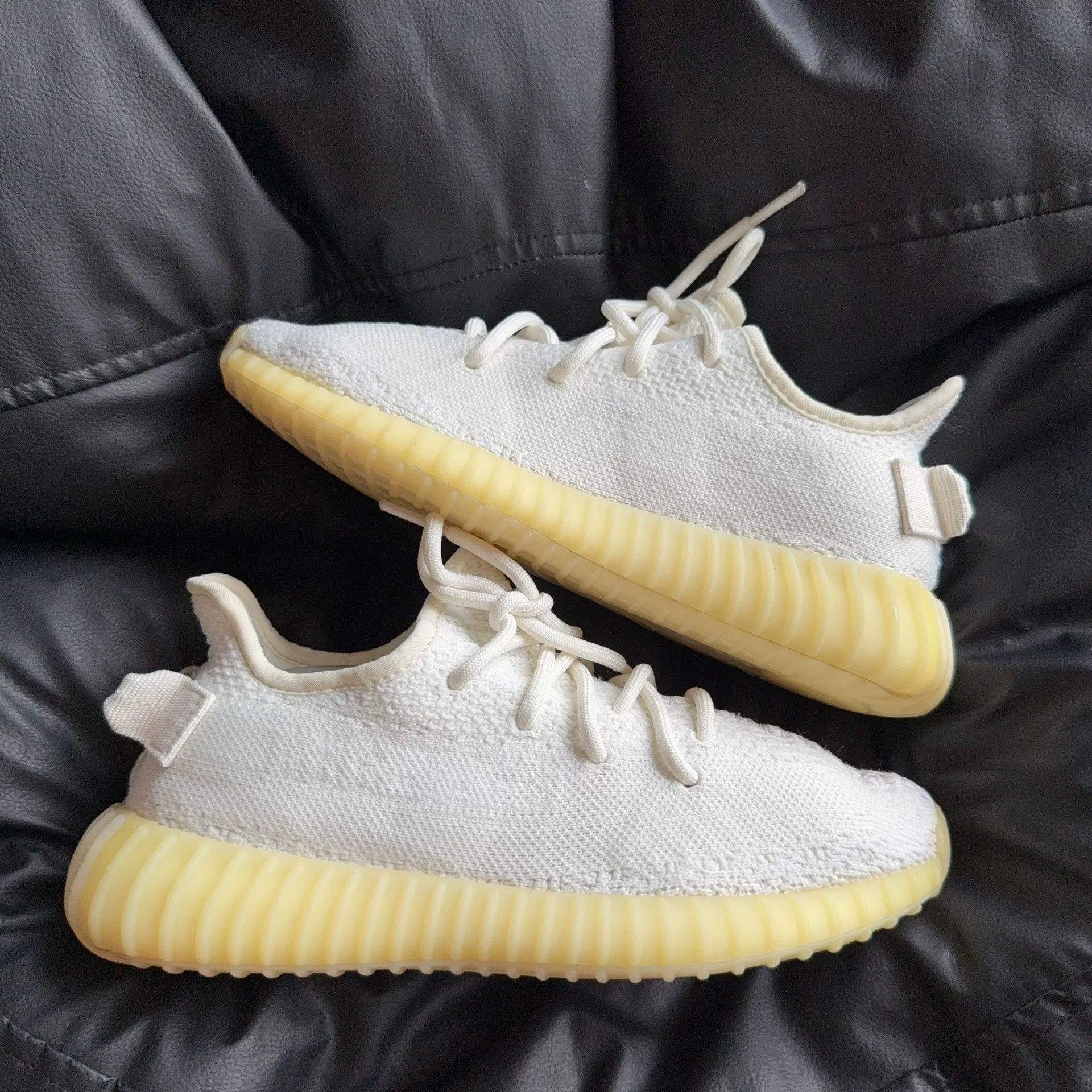 Yeezy Yeezy White Lowtop Sneakers 37 Men Size US 5 / EU 37 - 5 Thumbnail
