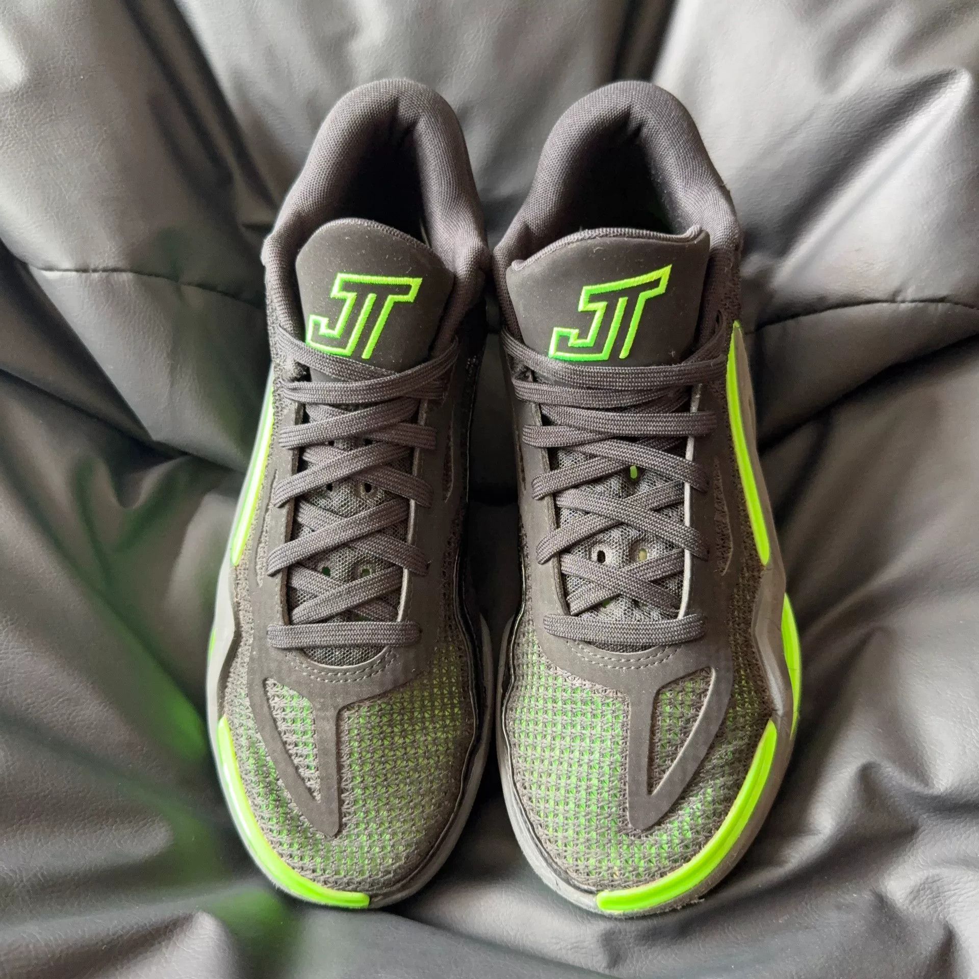 Nike Nike Green Lowtop Sneakers 41 Men Size US 8.5 / EU 41-42 - 2 Thumbnail