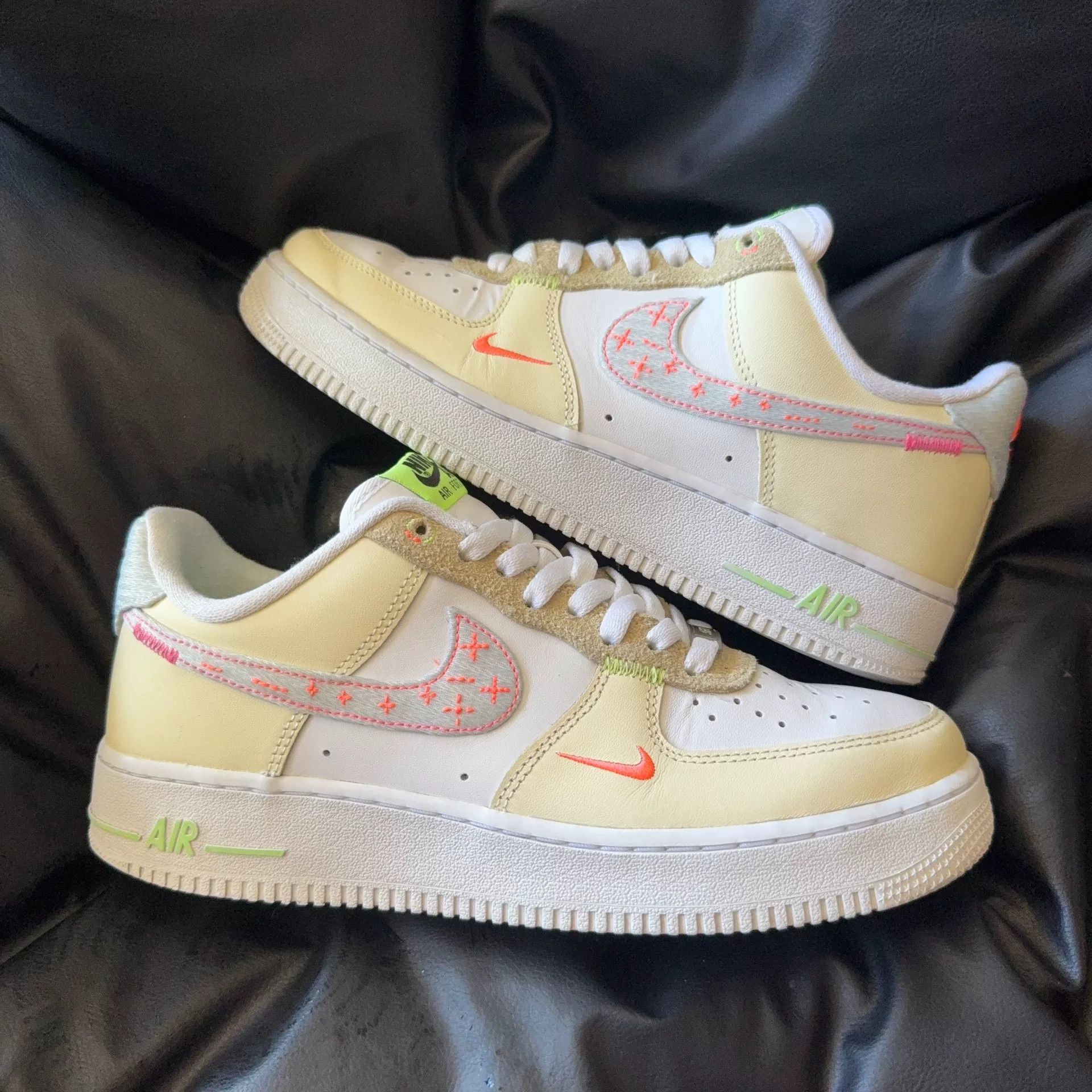 Nike Nike White Lowtop Sneakers 42 Men Size US 9 / EU 42 - 5 Thumbnail