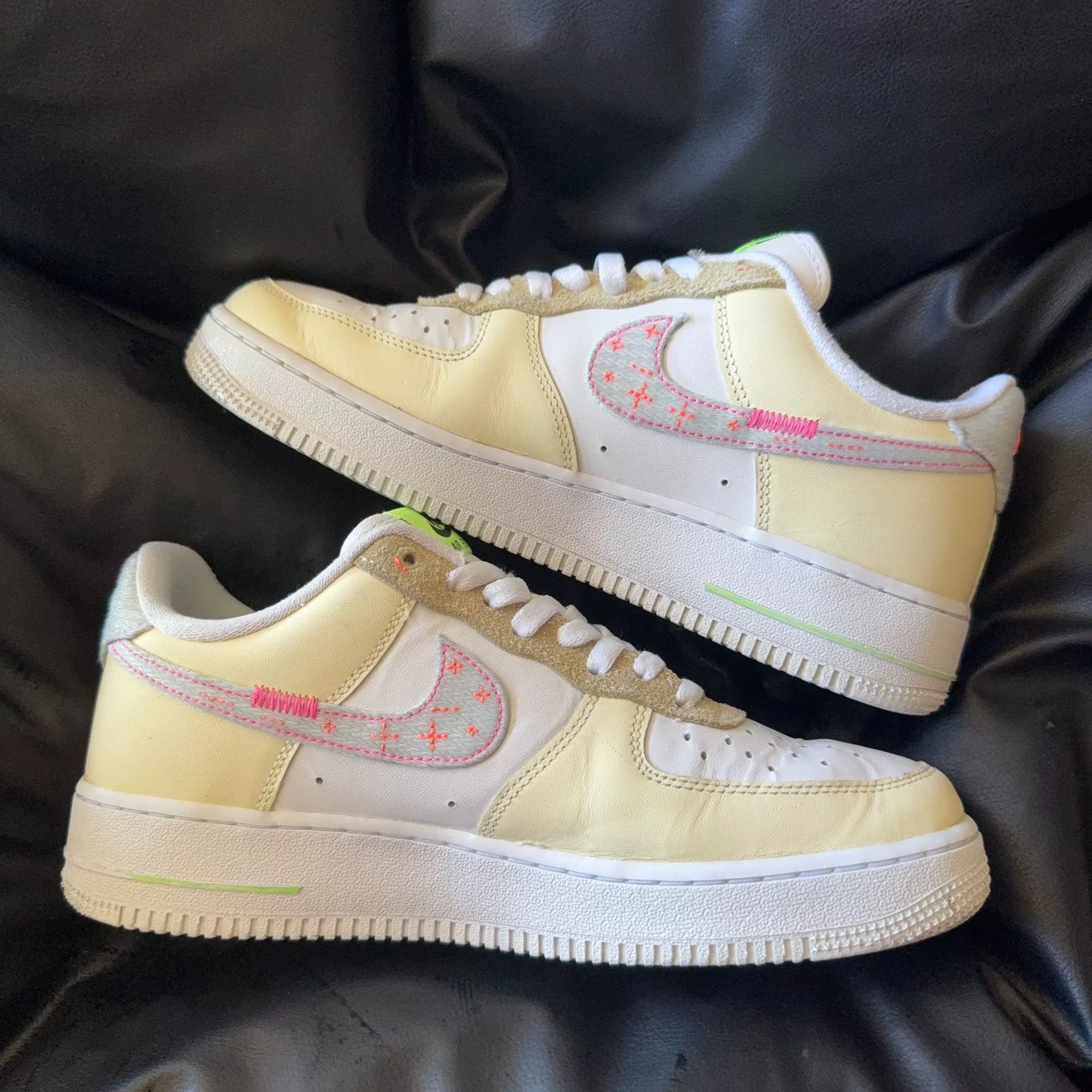 Nike Nike White Lowtop Sneakers 42 Men Size US 9 / EU 42 - 6 Thumbnail