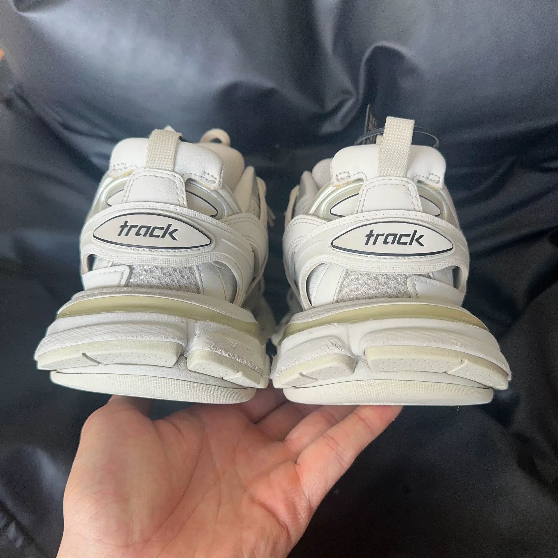 Balenciaga Balenciaga White Lowtop Sneakers 37 Women Size US 6.5 / IT 36.5 - 3 Thumbnail