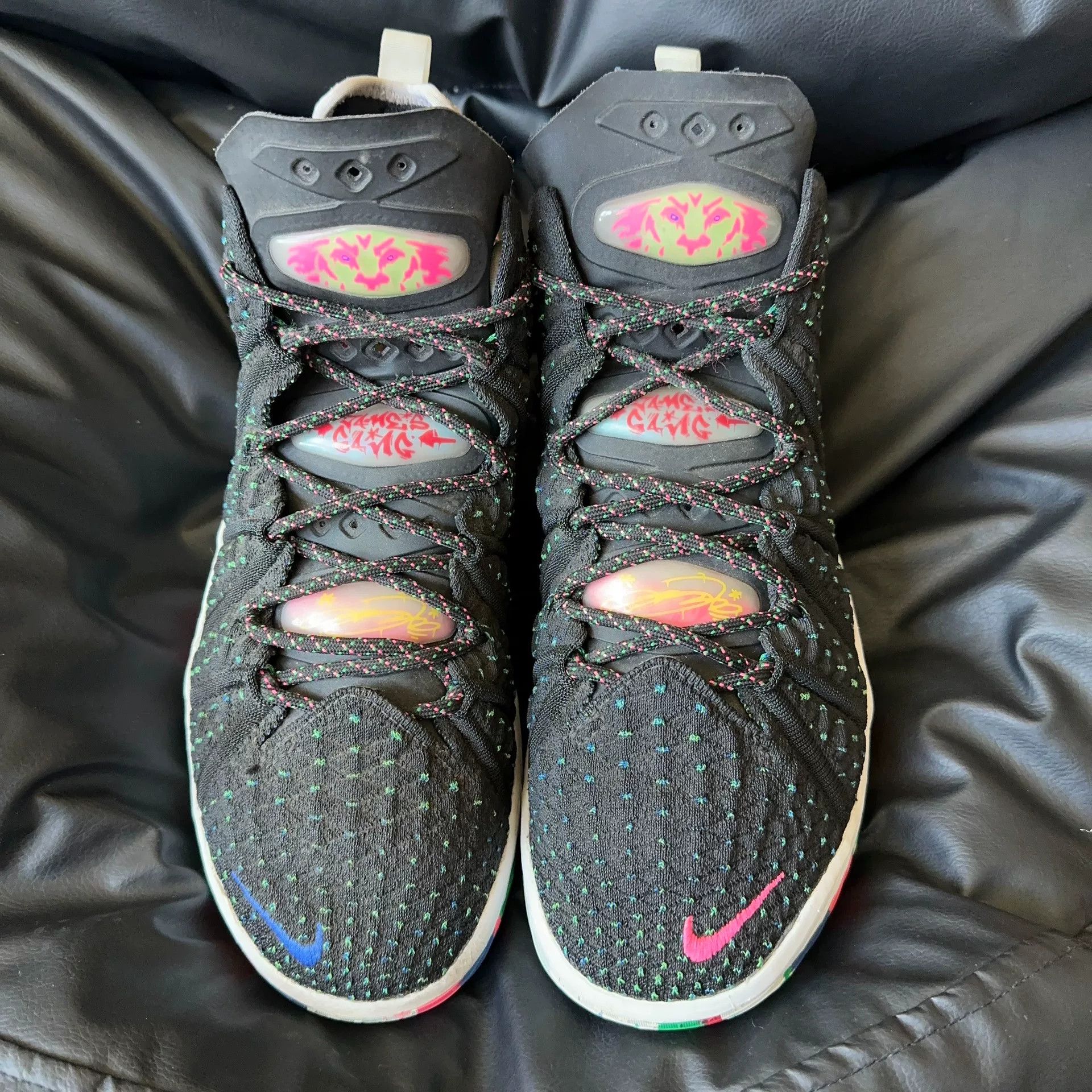 Nike Nike Black Lowtop Sneakers 42.5 Men Size US 9.5 / EU 42-43 - 2 Thumbnail