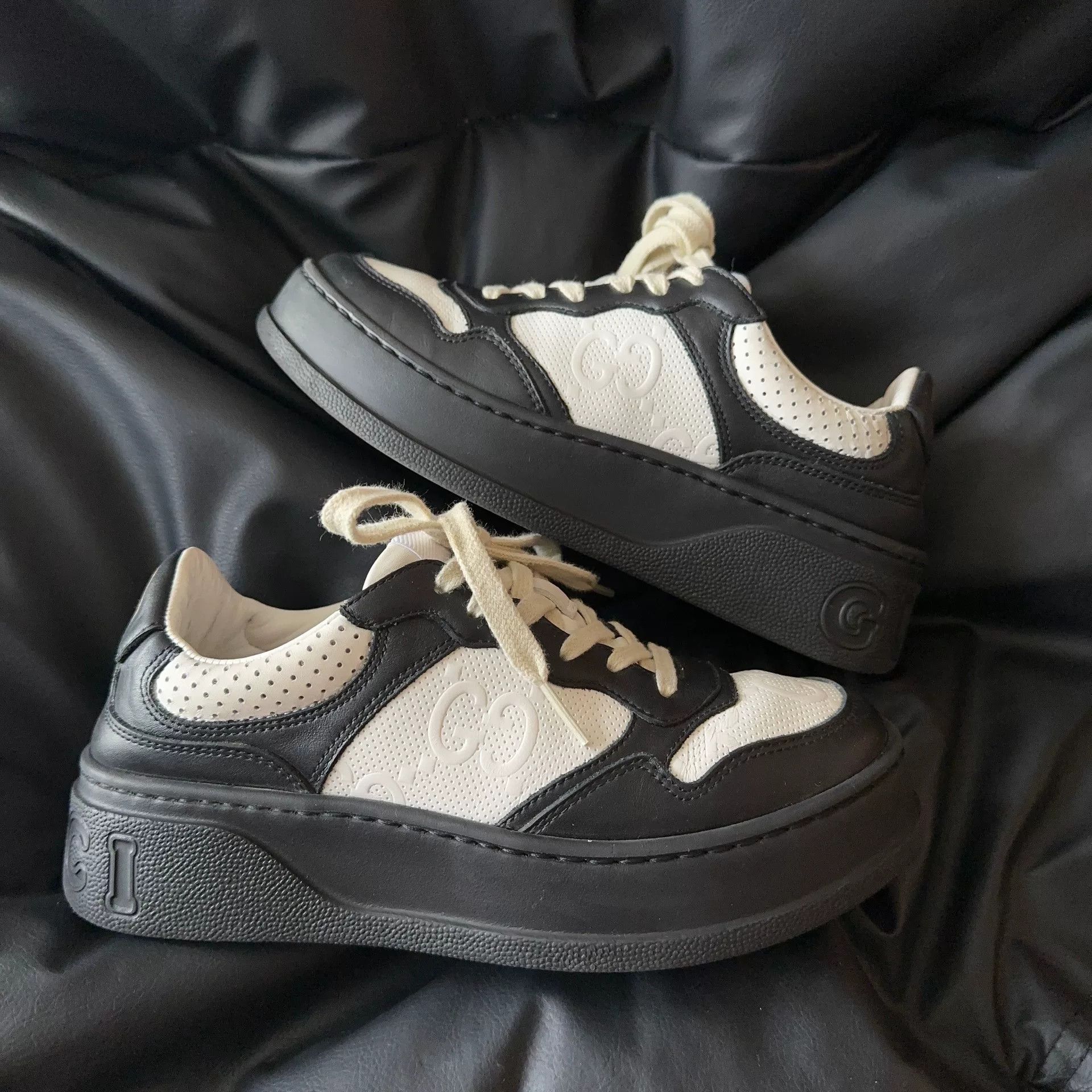 Gucci Gucci Black Lowtop Sneakers 36 Women Size US 6 / IT 36 - 5 Thumbnail