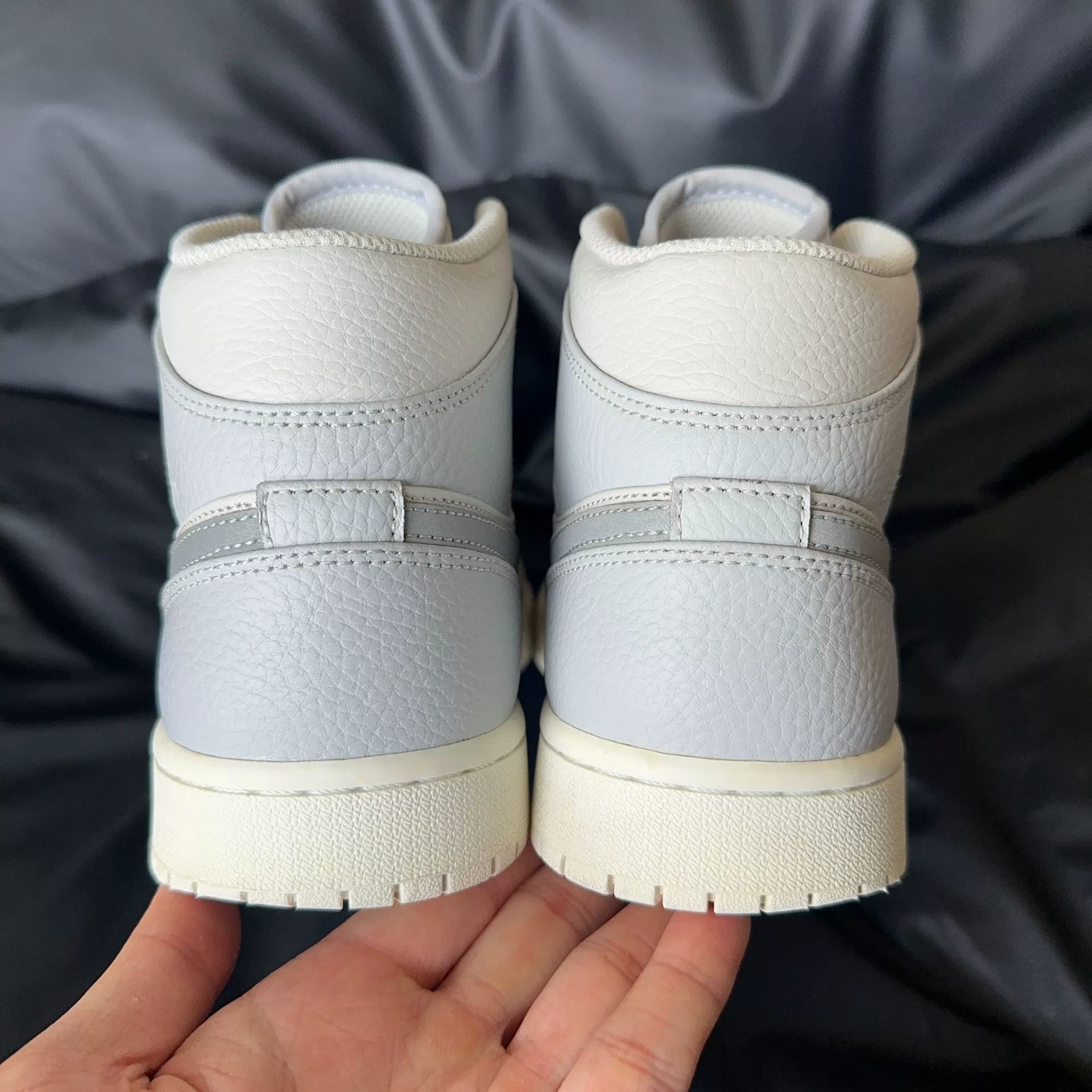 Nike Nike White Lowtop Sneakers 43 Men Size US 10 / EU 43 - 3 Thumbnail