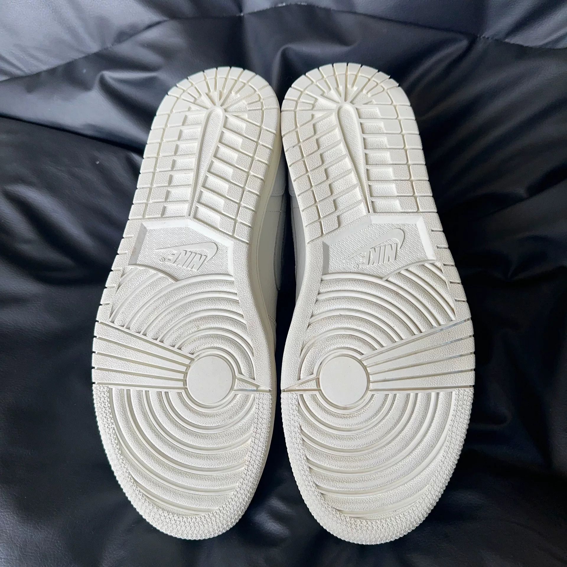 Nike Nike White Lowtop Sneakers 43 Men Size US 10 / EU 43 - 4 Thumbnail