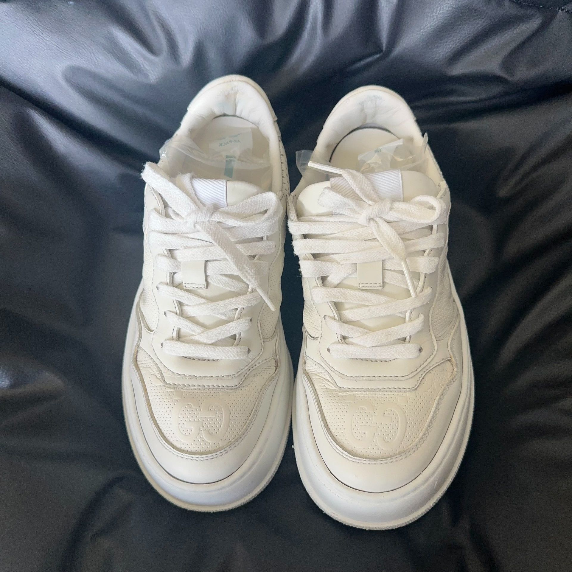 Gucci Gucci Lowtop Sneakers 35 Women Size US 5 / IT 35 - 2 Thumbnail