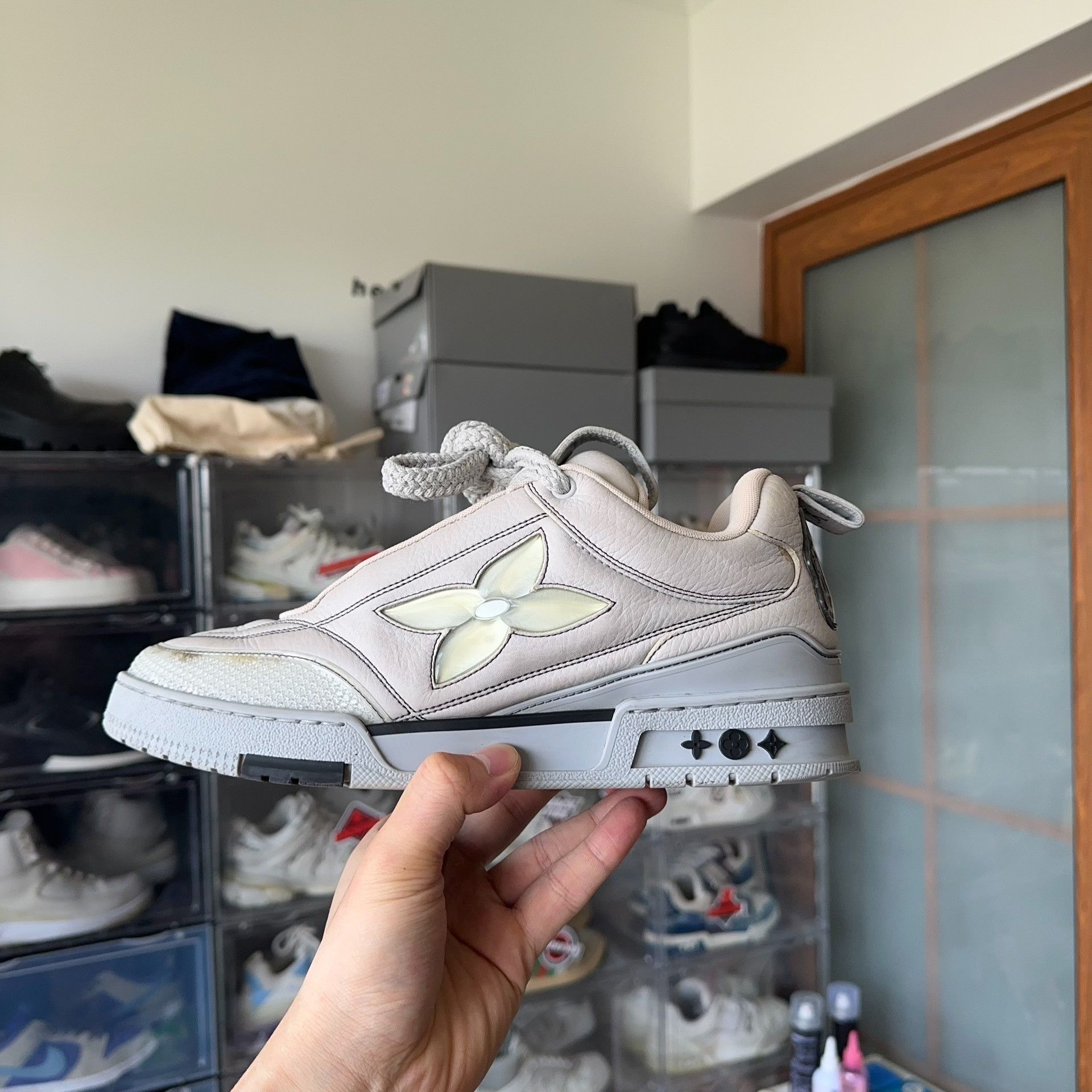 Louis Vuitton Louis Vuitton Skate White Lowtop Sneakers 42 Women Size US 10.5 / IT 40.5 - 7 Thumbnail