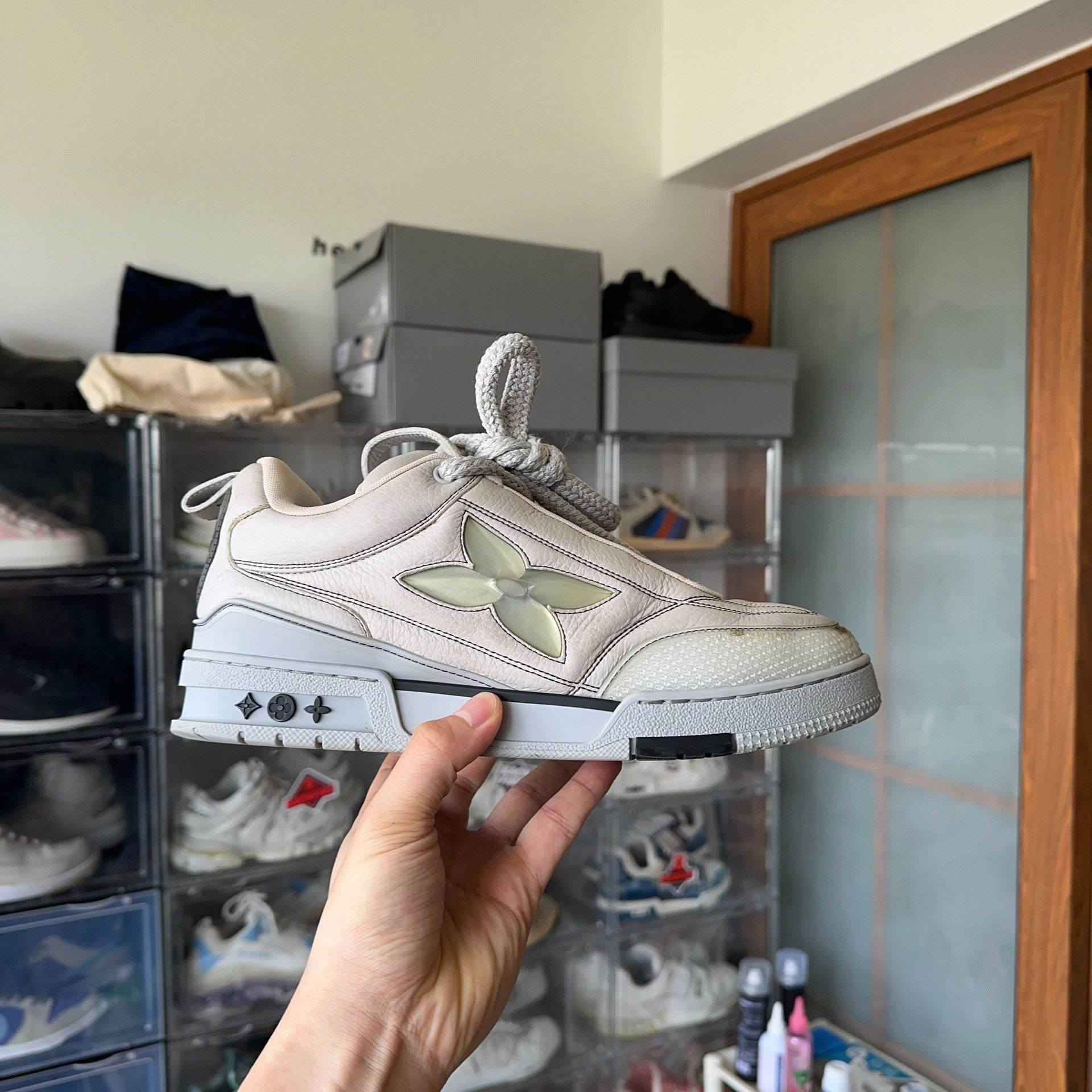 Louis Vuitton Louis Vuitton Skate White Lowtop Sneakers 42 Women Size US 10.5 / IT 40.5 - 5 Thumbnail