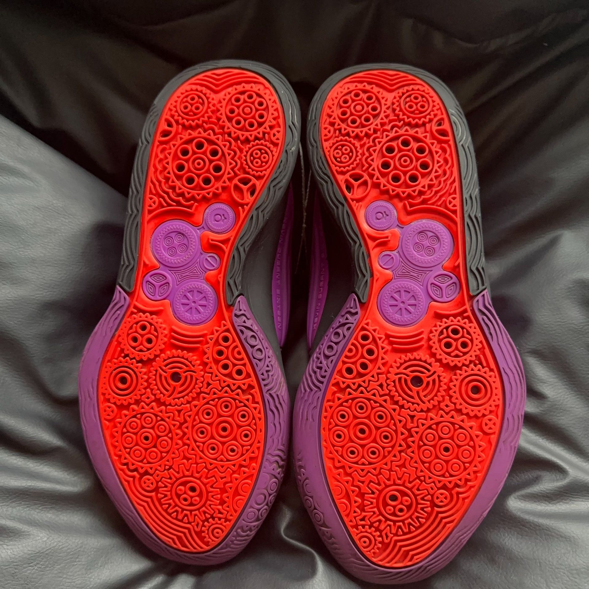 Nike Nike Purple Lowtop Sneakers 40.5 Men Size US 8 / EU 41 - 4 Thumbnail