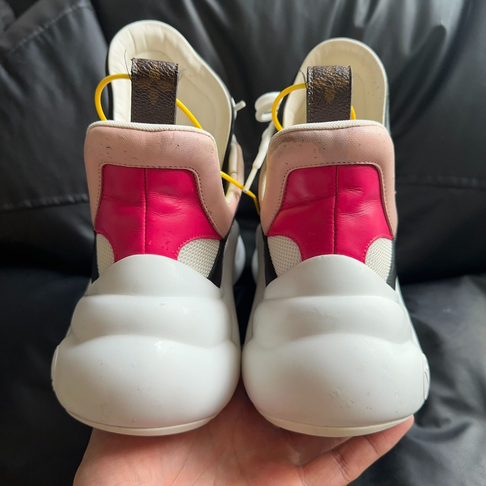 Louis Vuitton Louis Vuitton Pink Lowtop Sneakers 40 Women Size US 9 / IT 39 - 3 Thumbnail