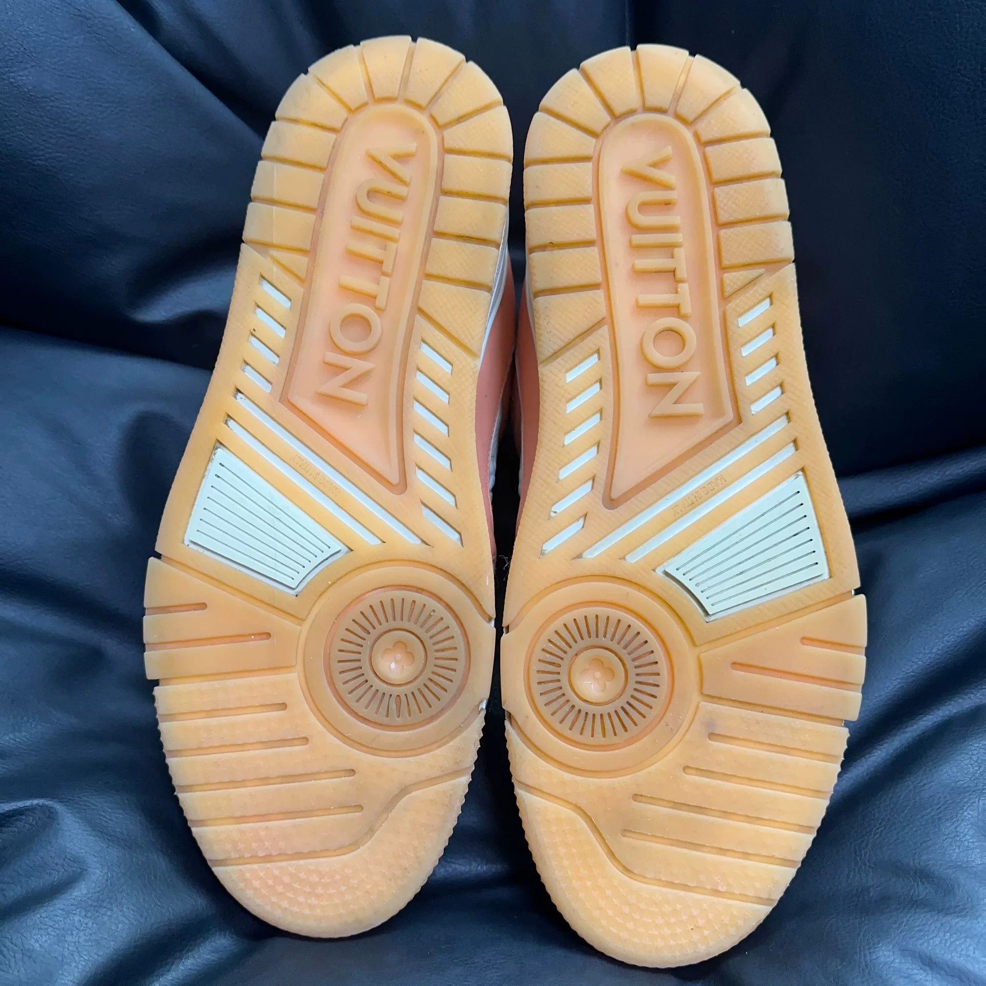 Louis Vuitton Louis Vuitton Training Pink Lowtop Sneakers 41 Men Size US 8.5 / EU 41-42 - 4 Thumbnail