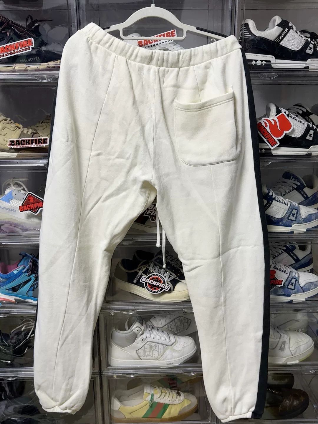 Essentials Essentials White Casual Pants S Men Size US 30 / EU 46 - 2 Thumbnail