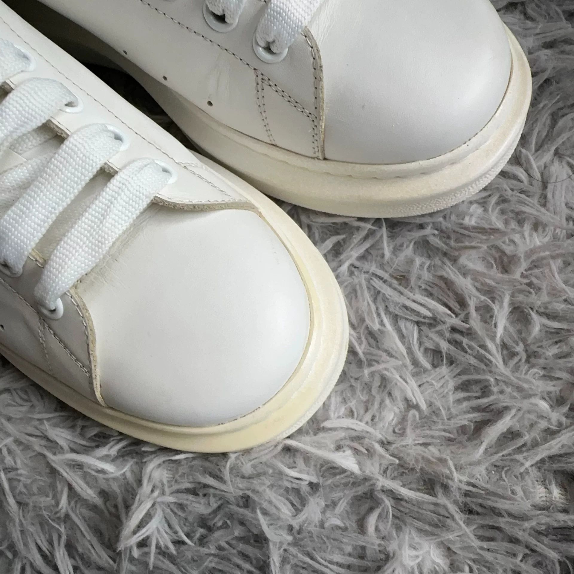 Alexander McQueen Alexander McQueen Black Lowtop Sneakers 44 Men Size US 10.5 / EU 43-44 - 7 Thumbnail